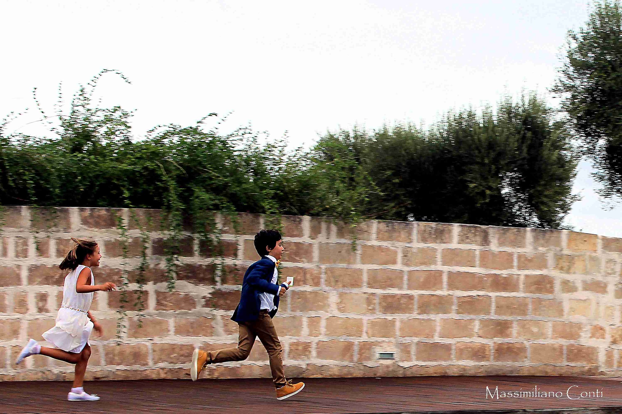 She runs after him ...