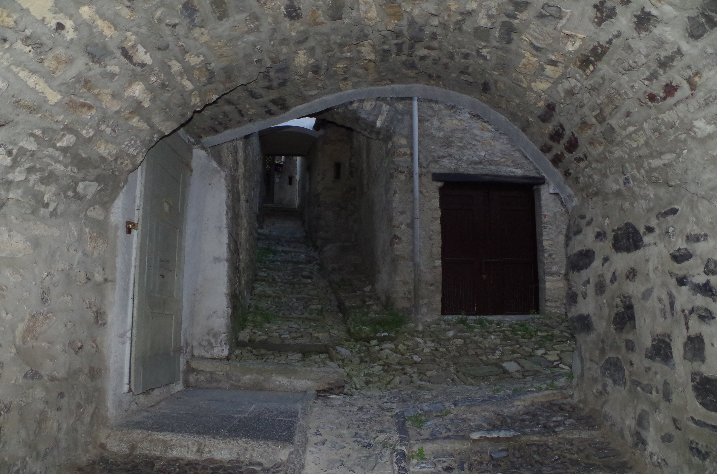 The village of Pigra