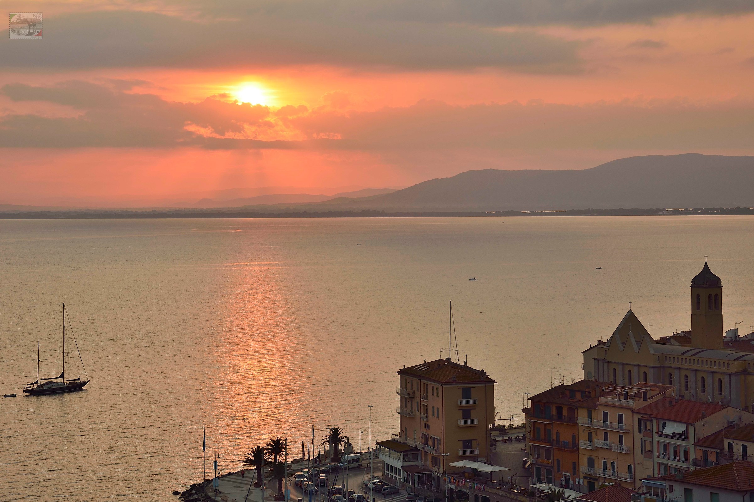 Alba in Porto Santo Stefano