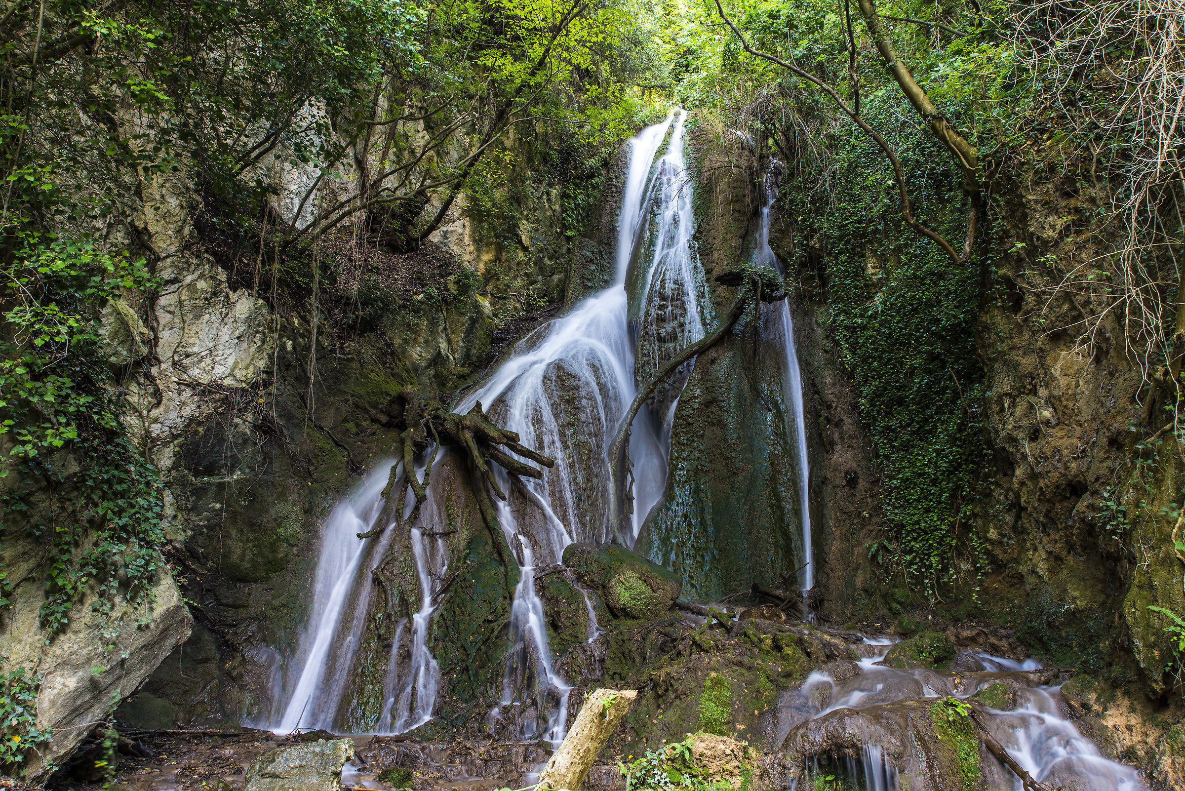Cascata sul Menotre (Pale)