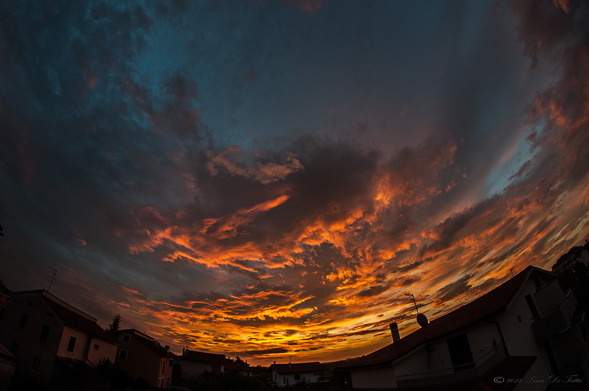 ... Abstract strokes ...