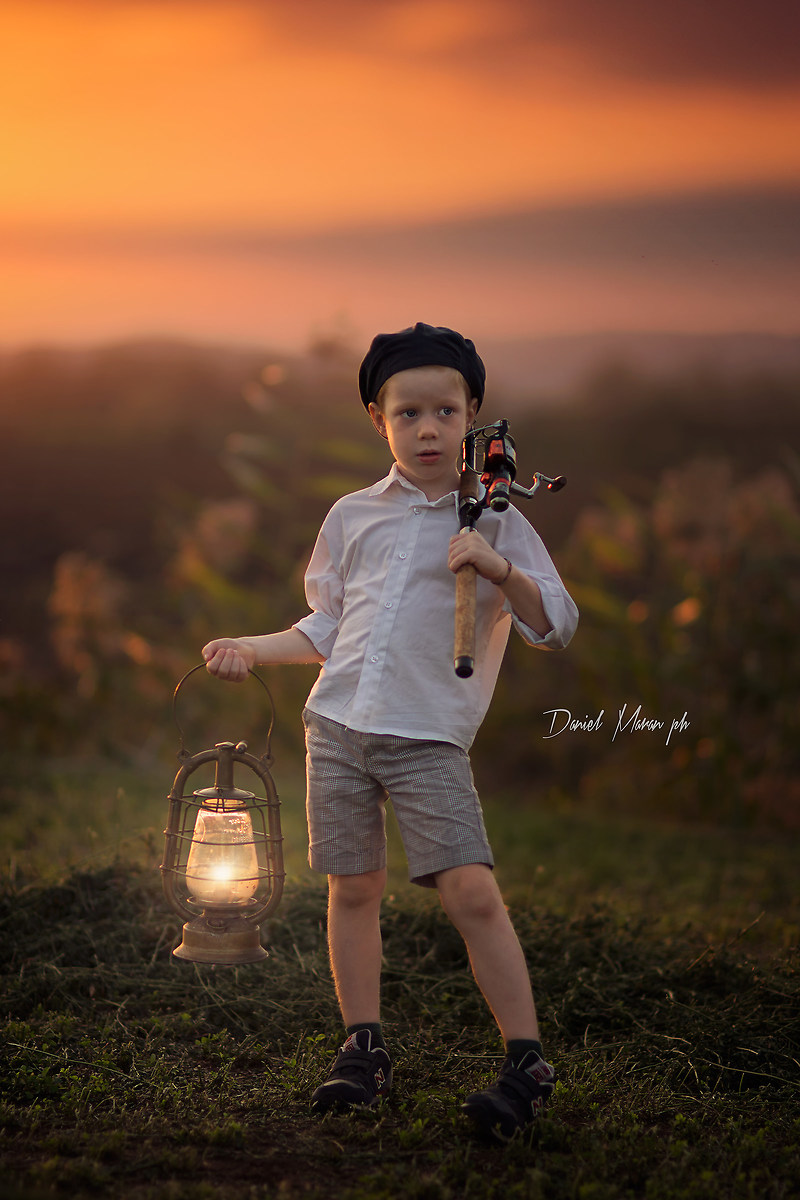 and 'it came in the evening, returning home ...