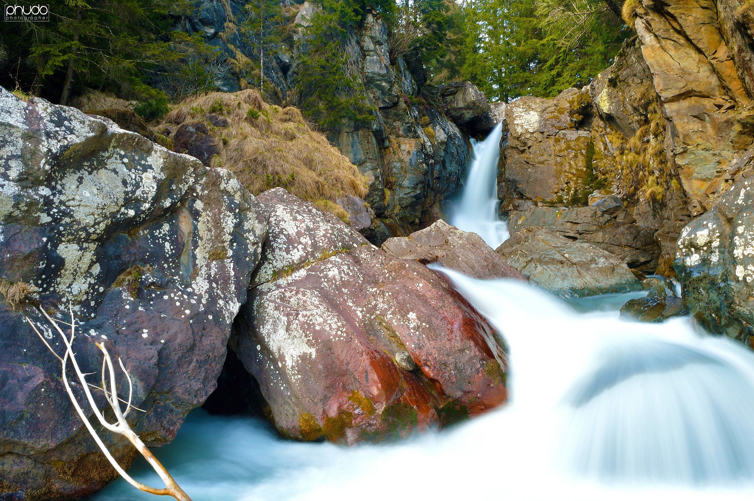 Cascate di seta in Valle Dorizzo