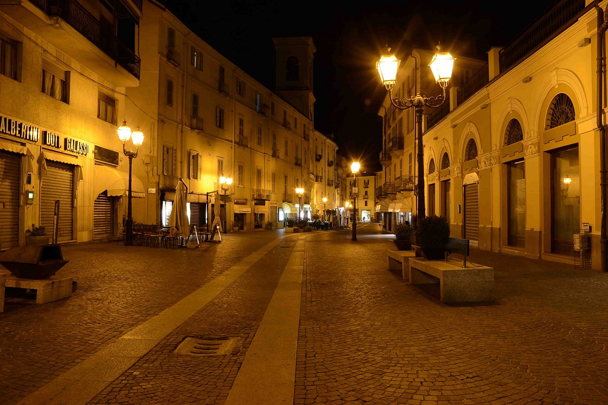 Street Photography in Acqui Terme