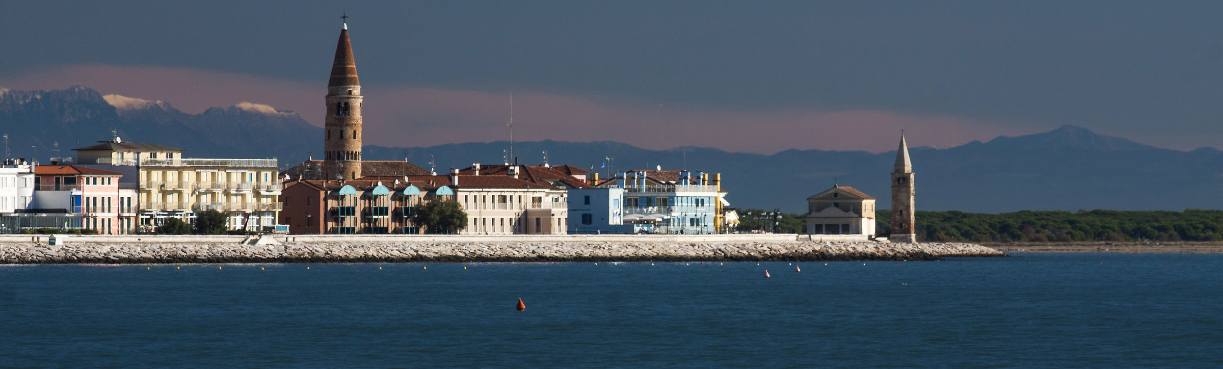 Il Duomo e la Chiesetta della Madonnina di Caorle