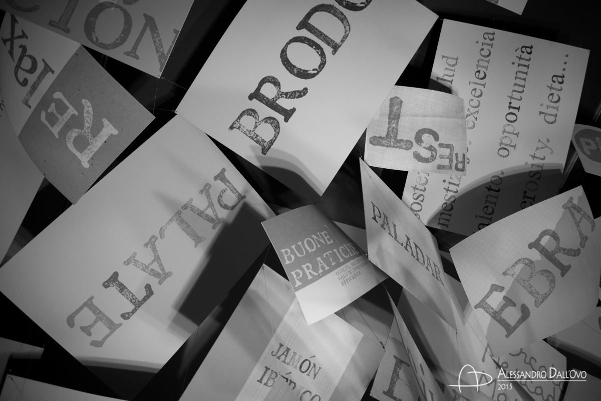 Sfamare il mondo con...