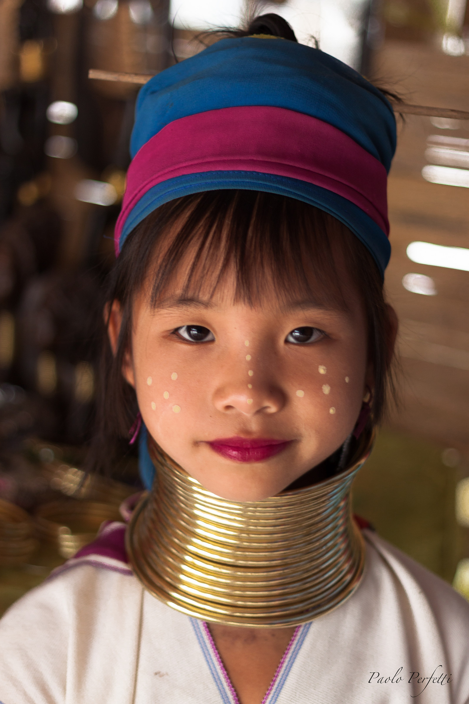 Care Long Neck Ritratto