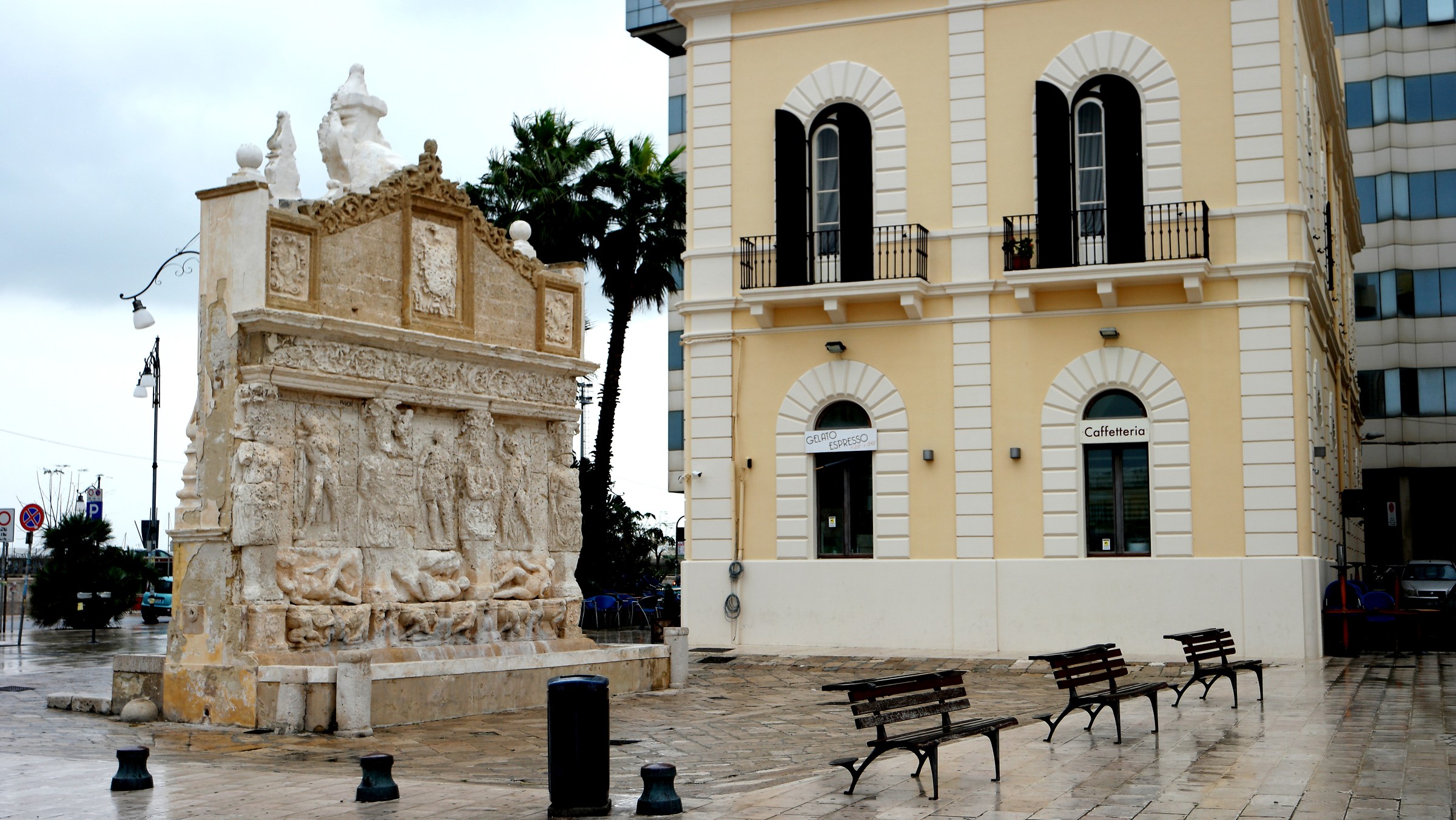 Fontana Greco Romana - Gallipoli -