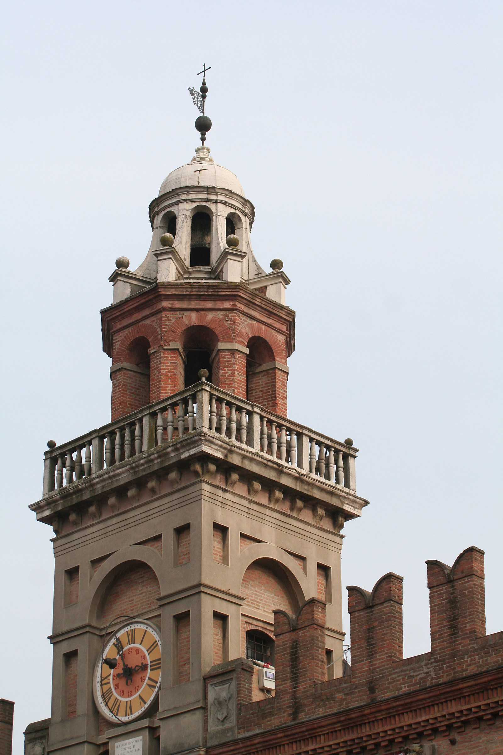 cento il palazzo comunale