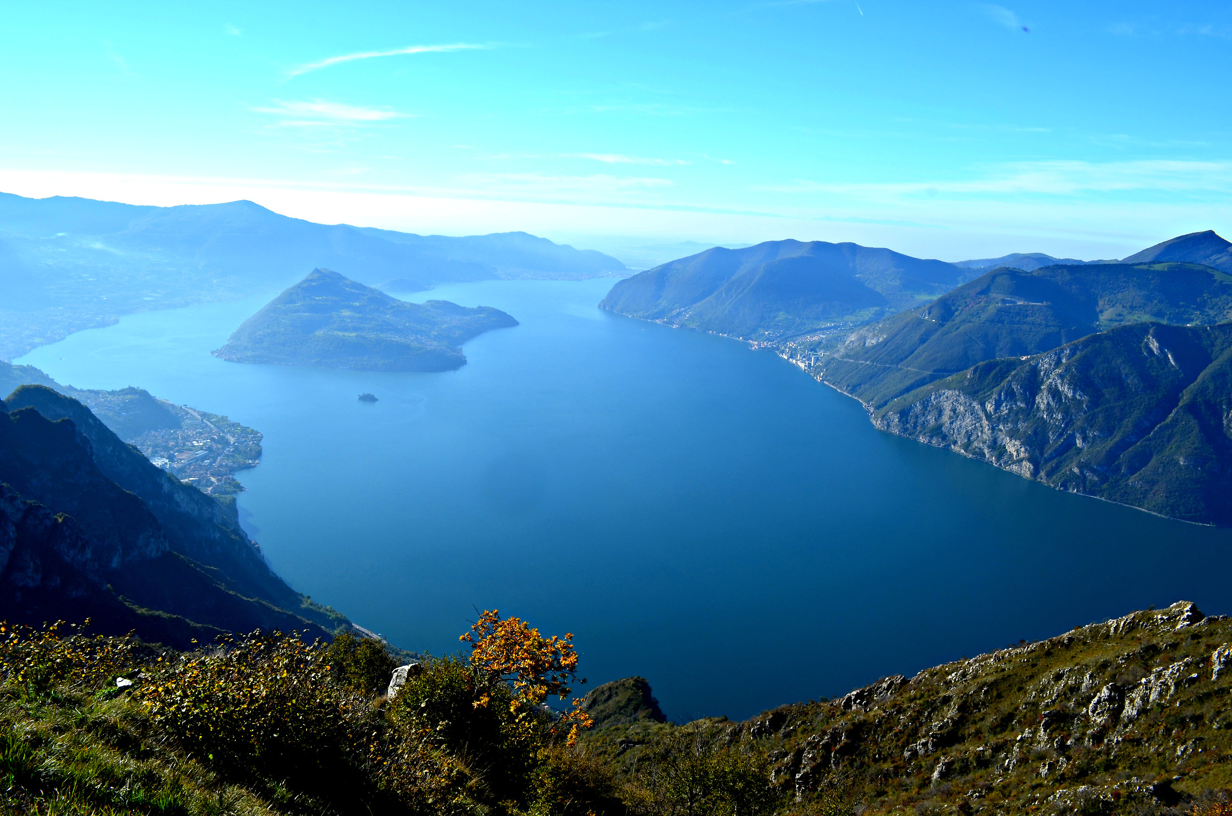 Corna trentapassi. lago d'Iseo.