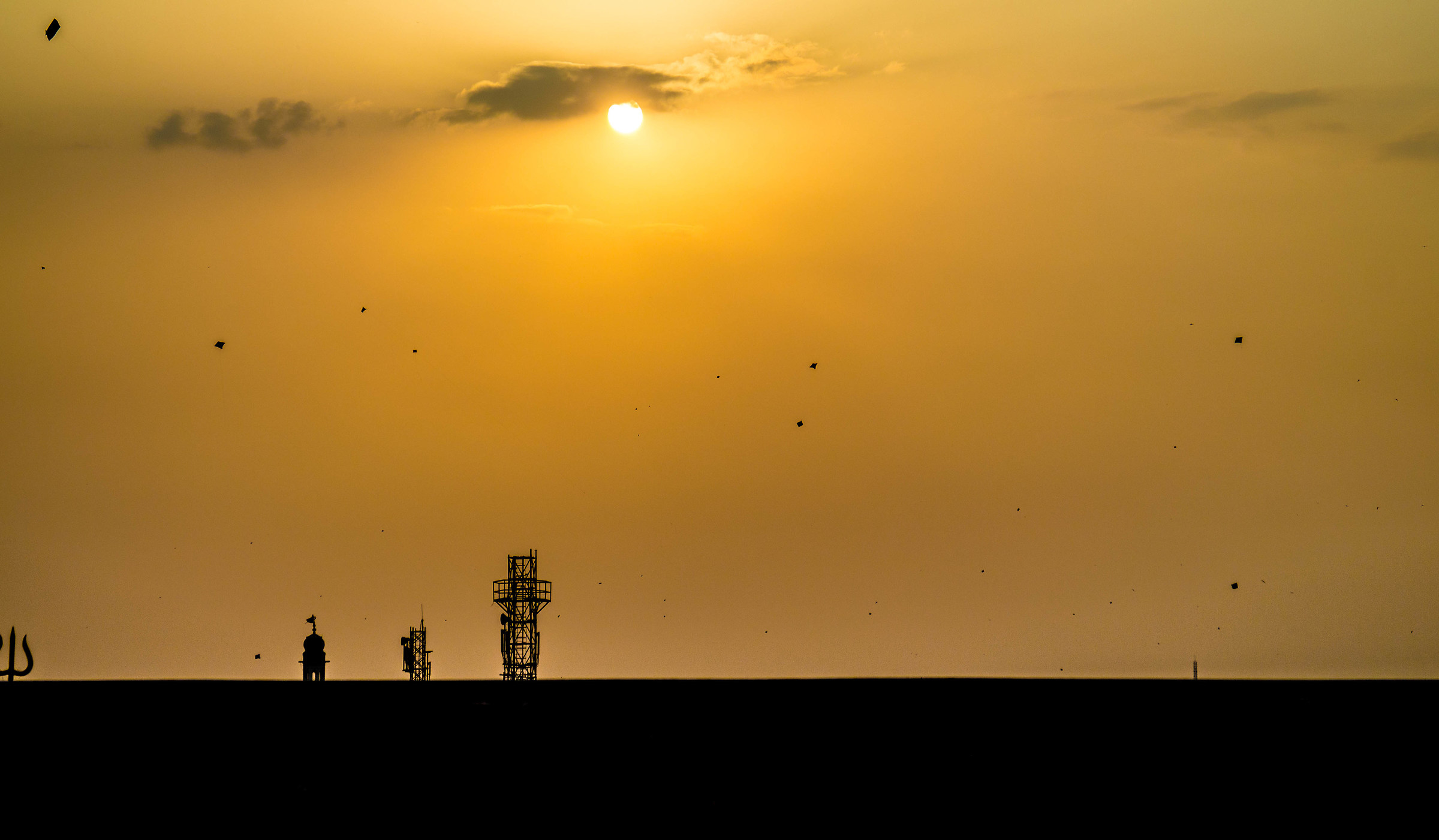 Acquiloni al tramonto