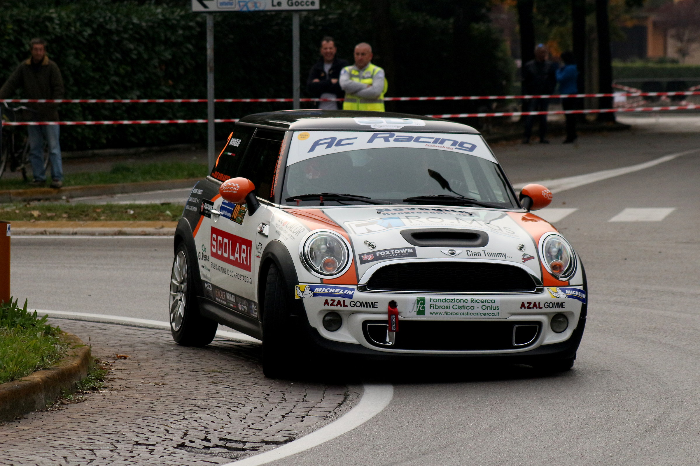 Mini Cooper racing start