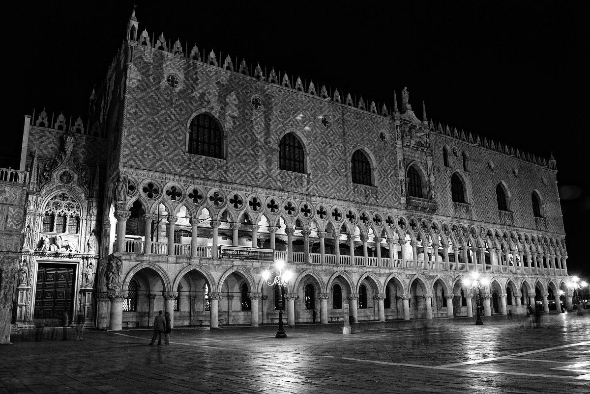 Palazzo Ducale di notte, Venezia