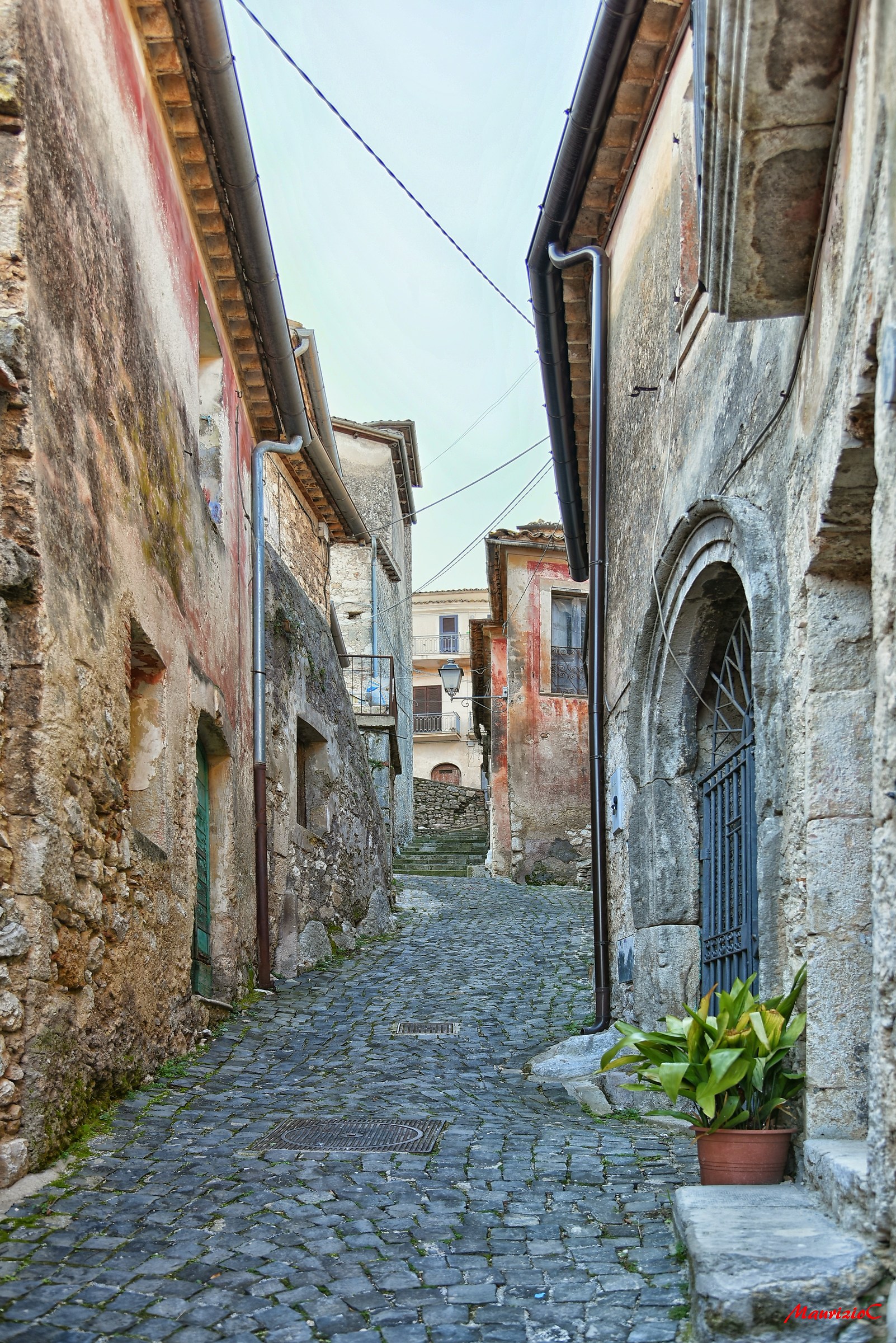 Antico borgo oggi disabitato
