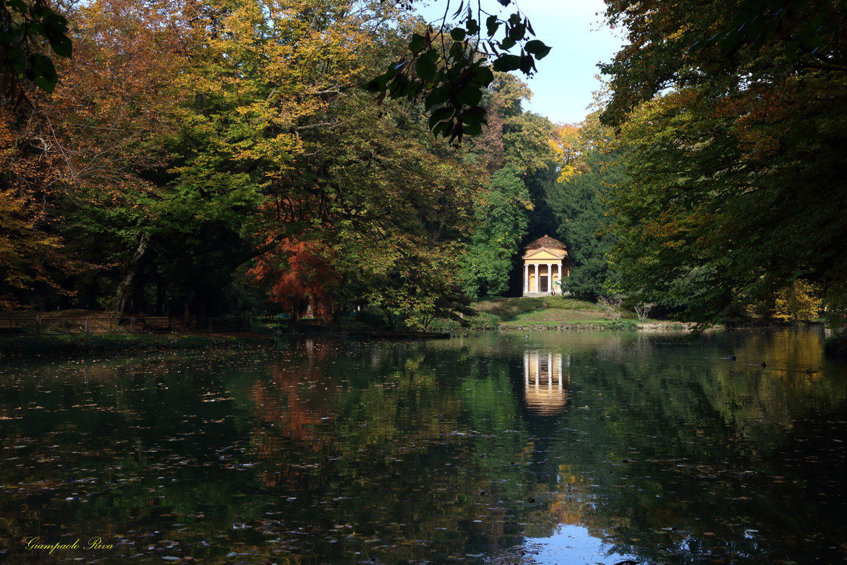 laghetto nei giardini della Villa Reale di Monza