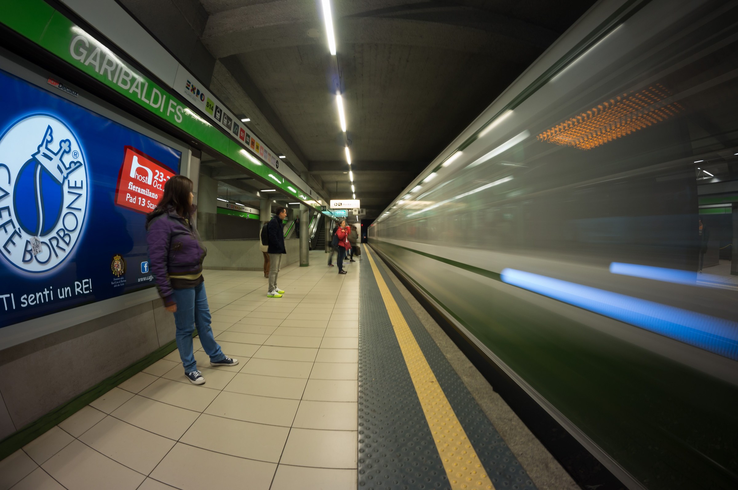 Milan Metro - Line 2 - Garibaldi