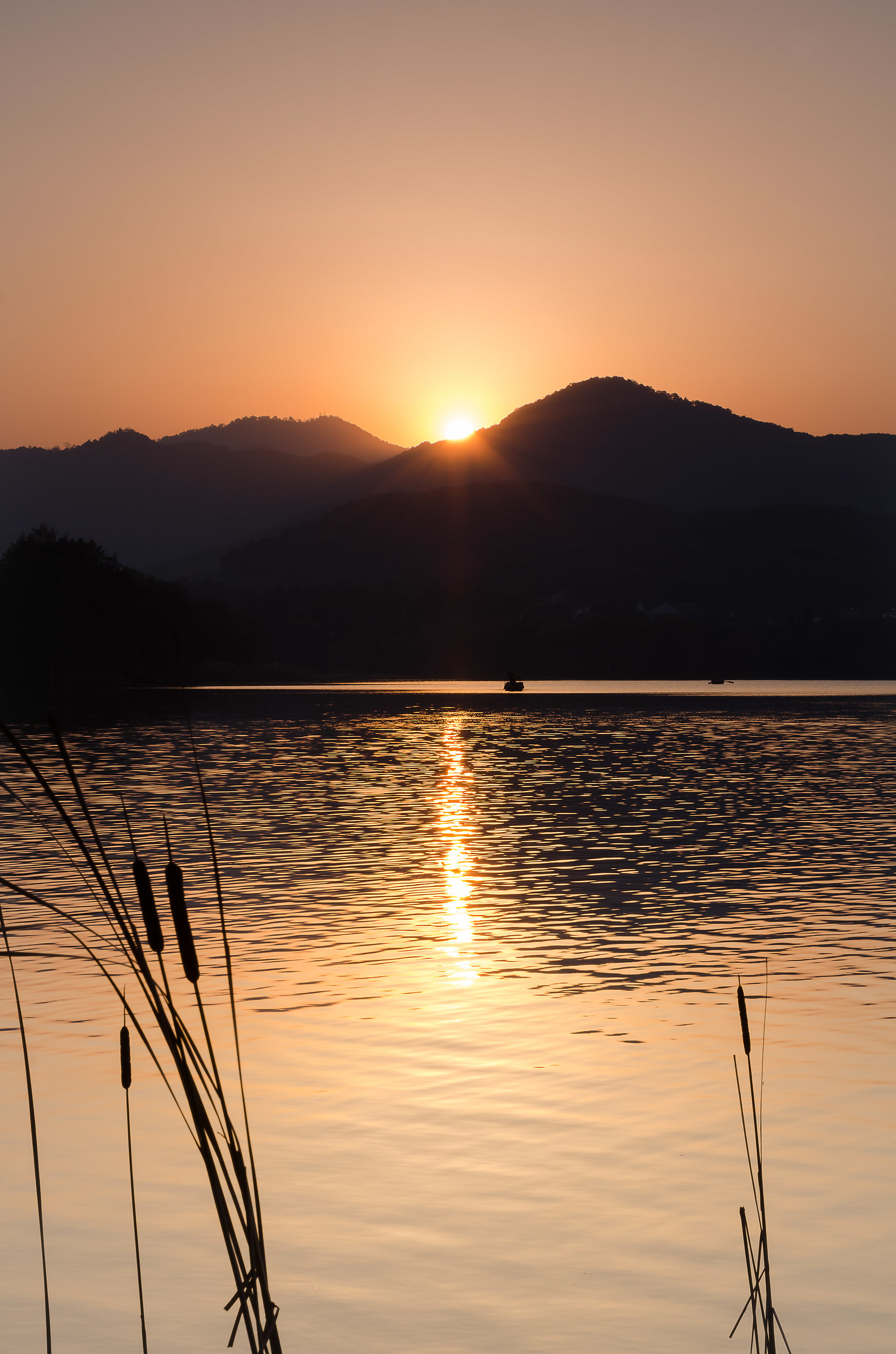 Sunset on West Lake 1