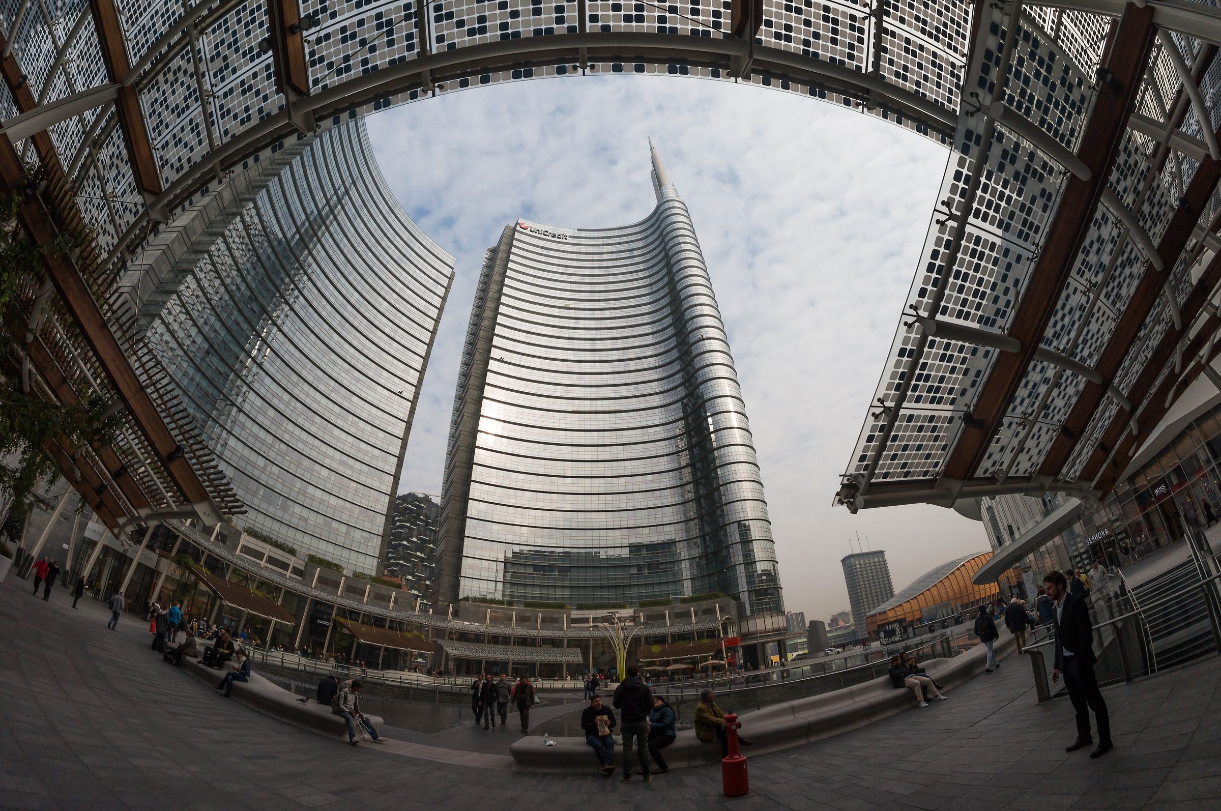 Piazza Gae Aulenti - Torri Unicredit B e A