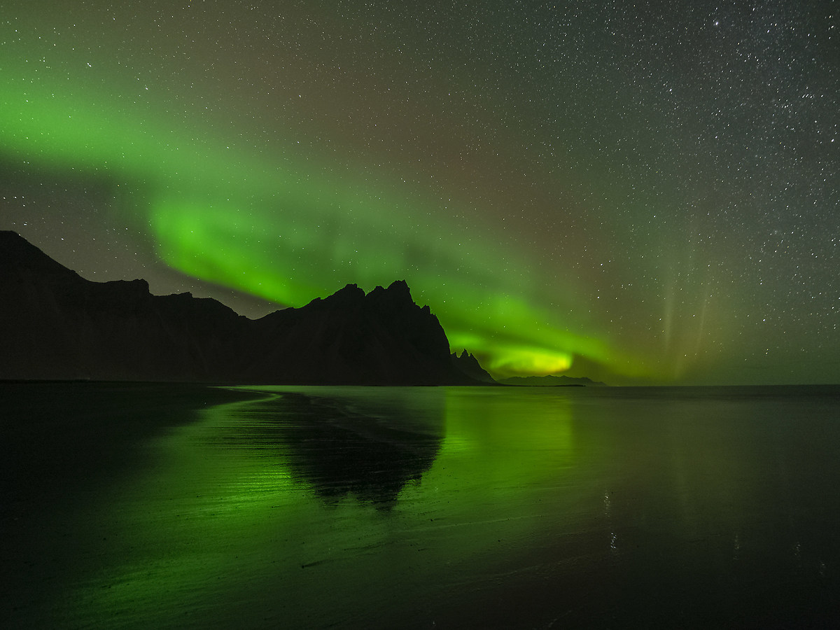 Northern Lights on Vestrahorn