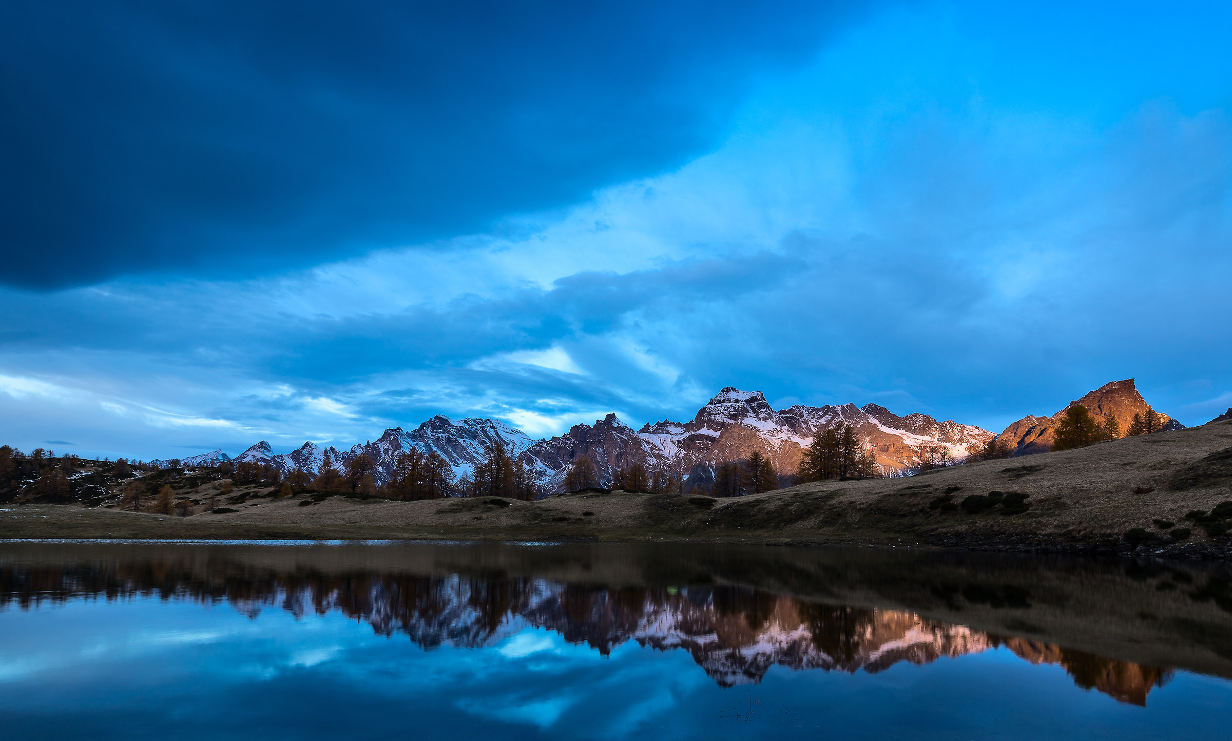 It does not have to be red ...