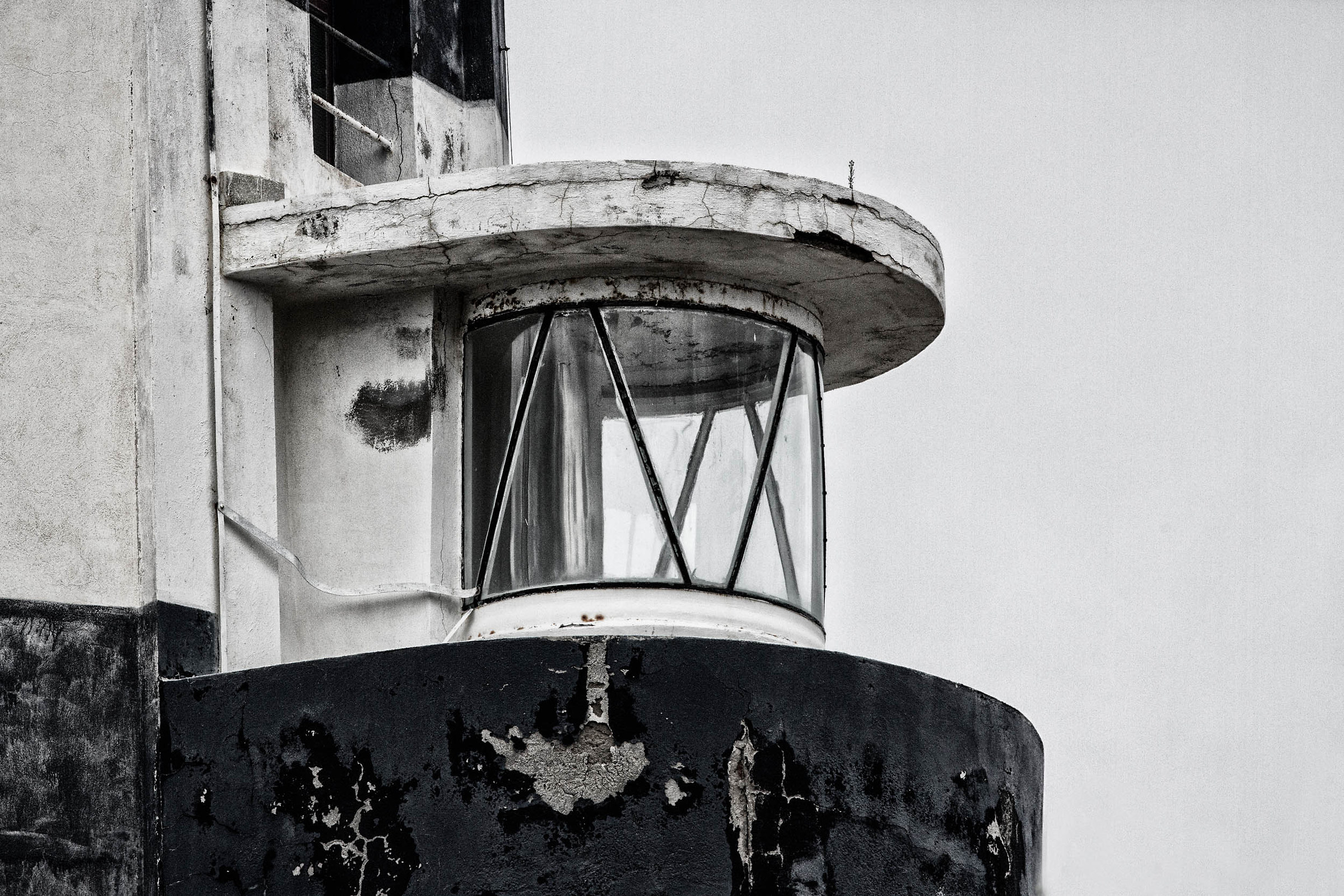Abandoned lighthouse - Details -