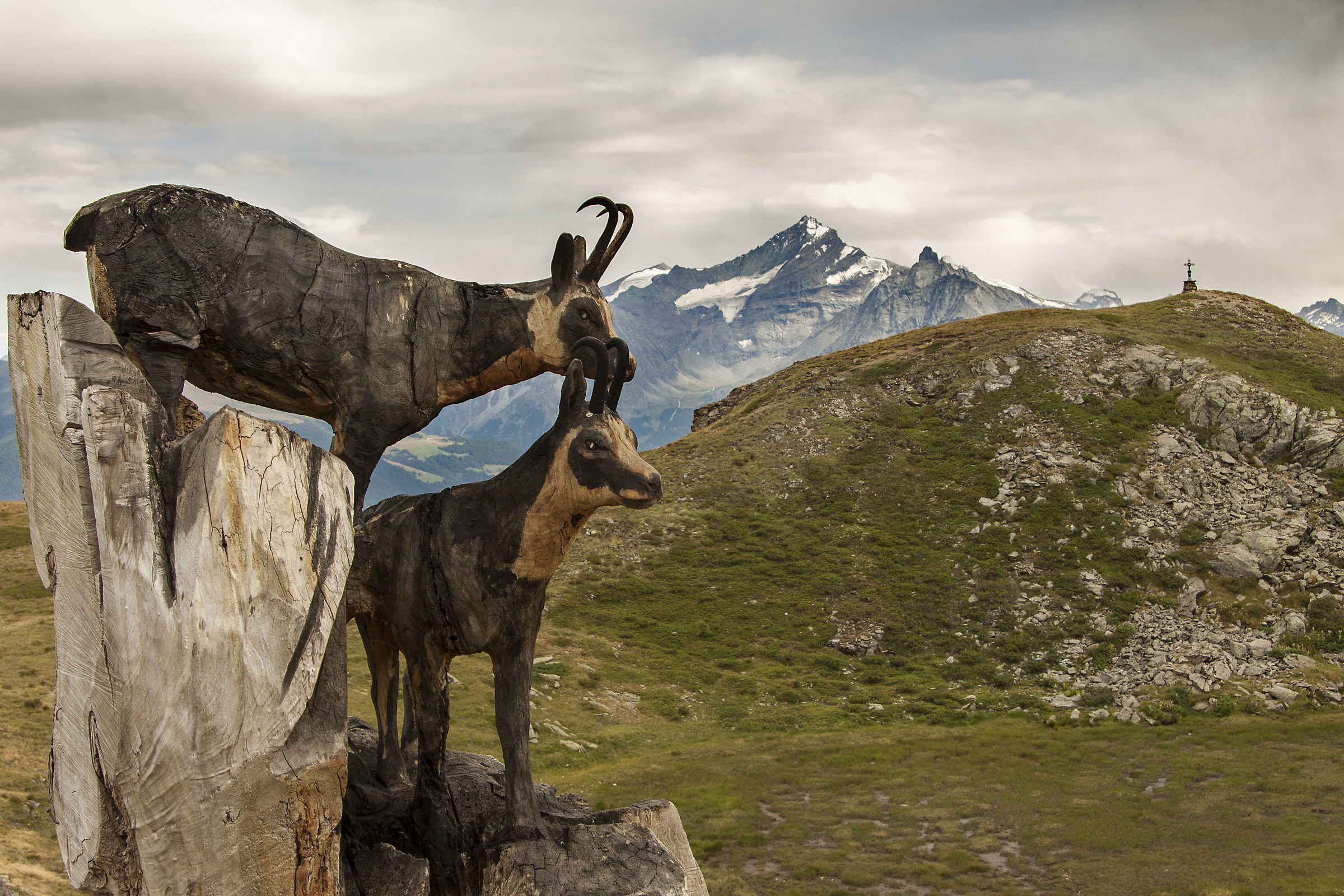 scultura al rifugio Fallere