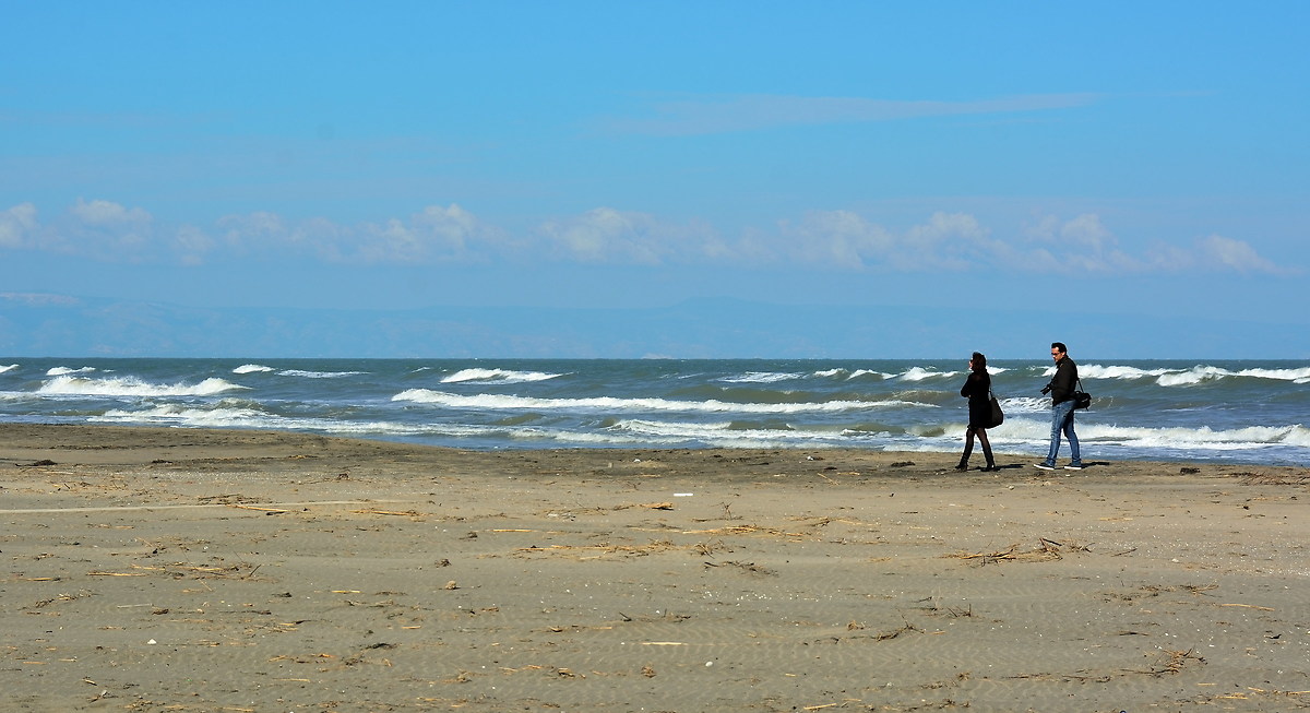 quattro passi lungo la battigia