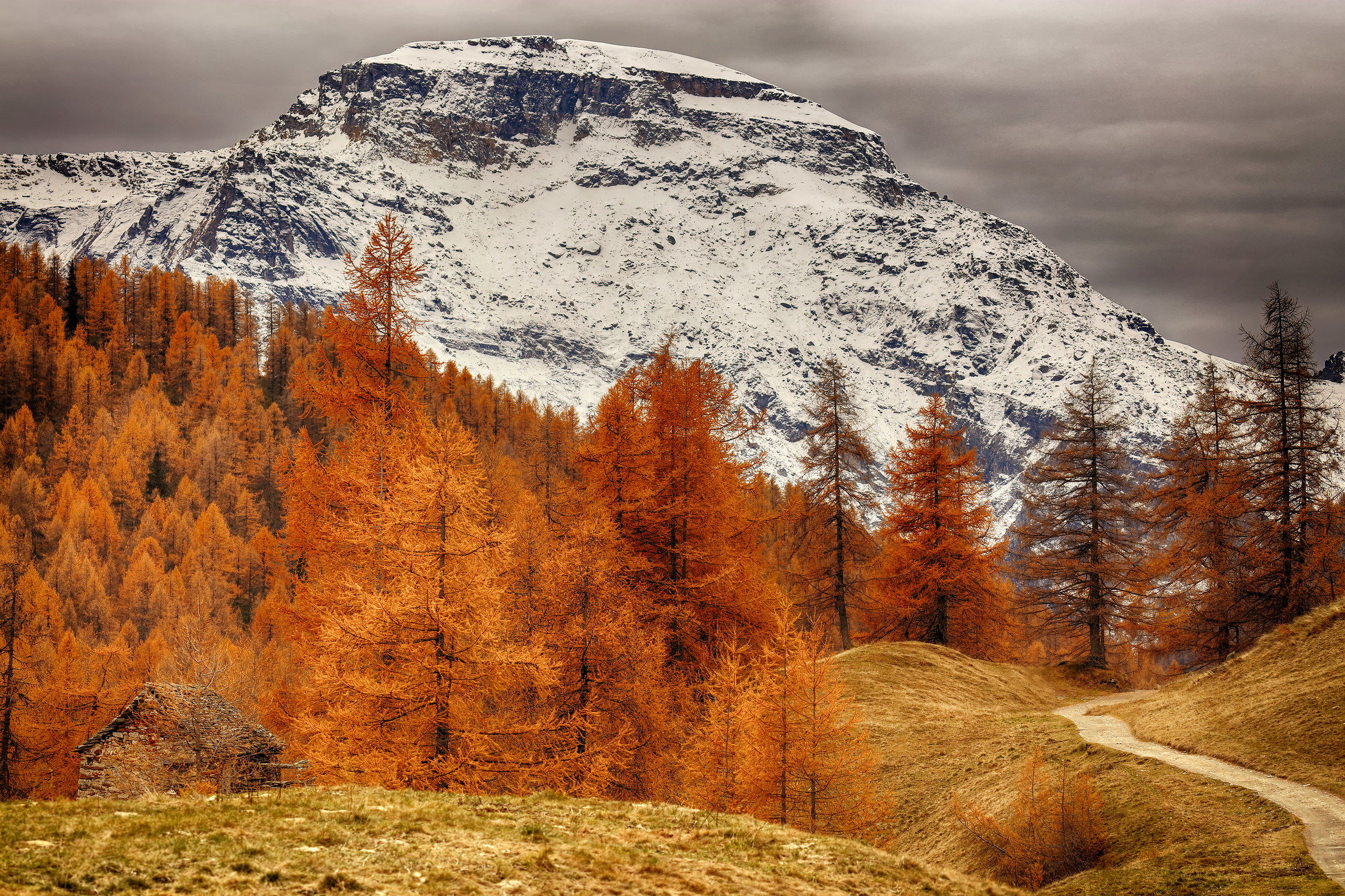 La casetta e la montagna