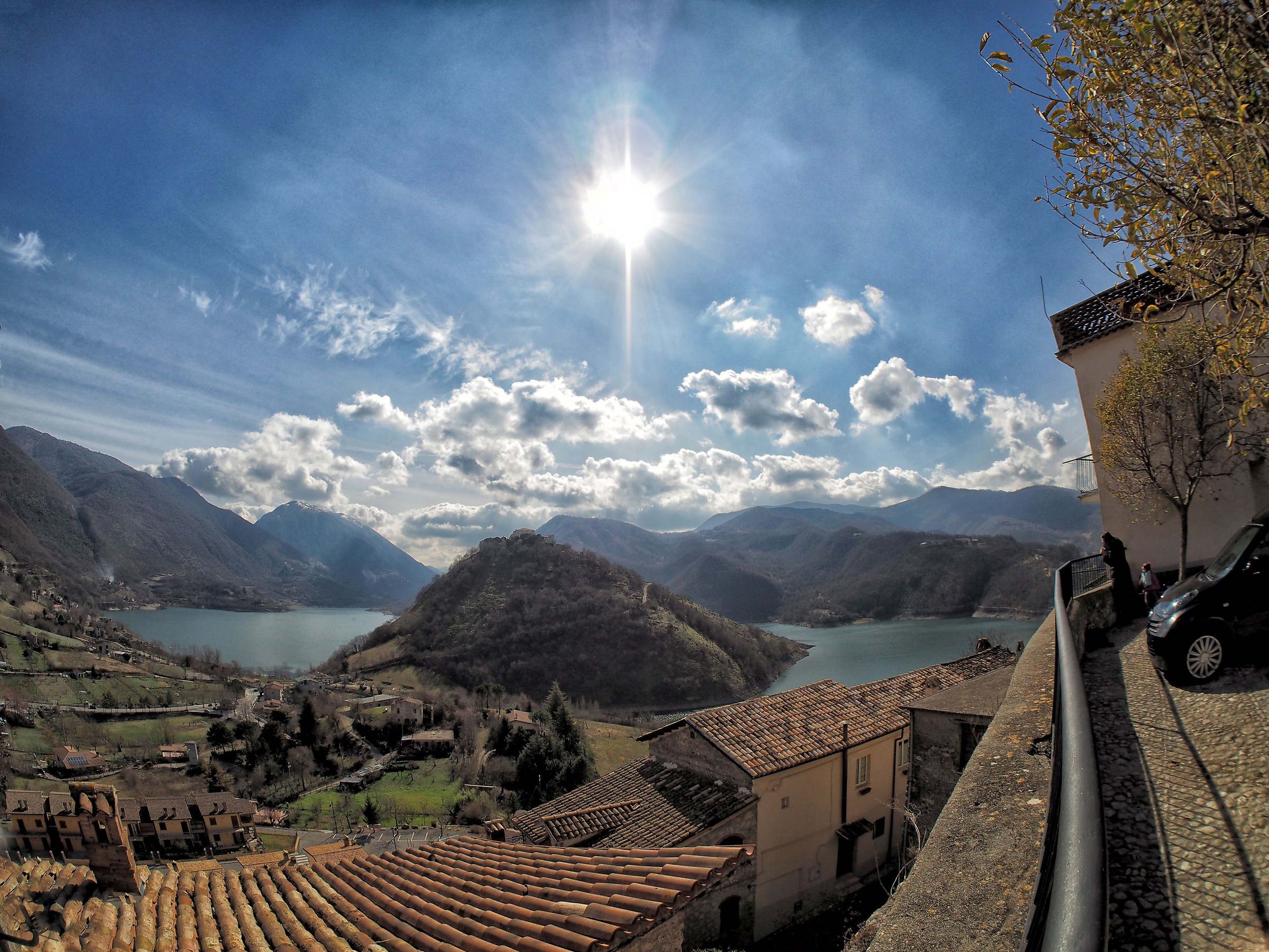 Affaccio sul mondo - Lago del Turano (Rieti)