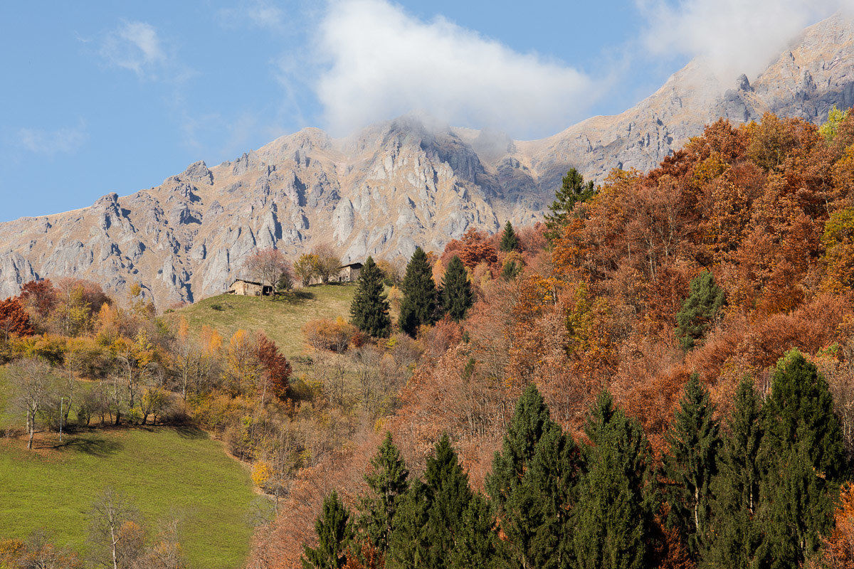 Autumn in Valtorta, to Pizzo Tre Signori ...