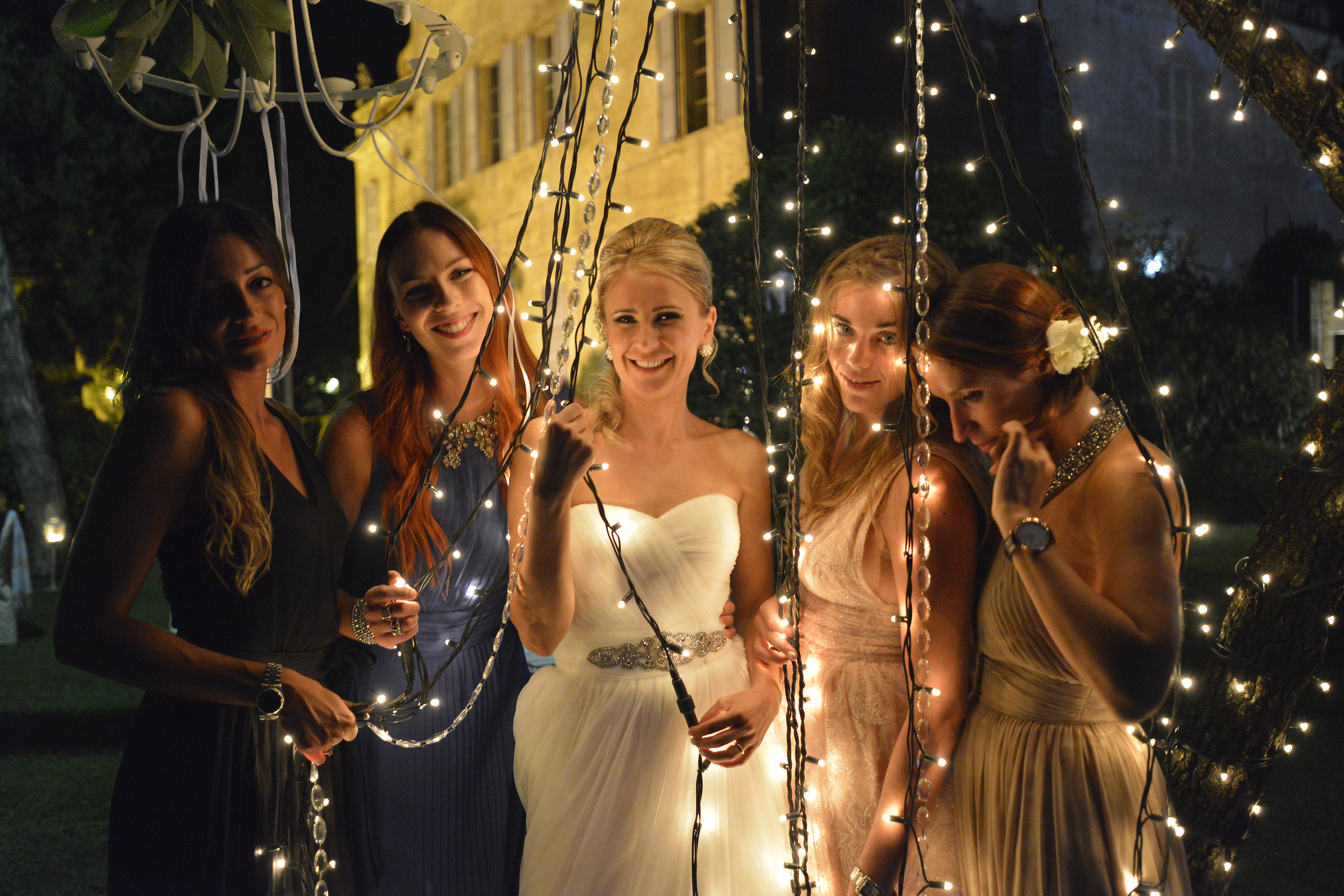 Bride and bridemaids