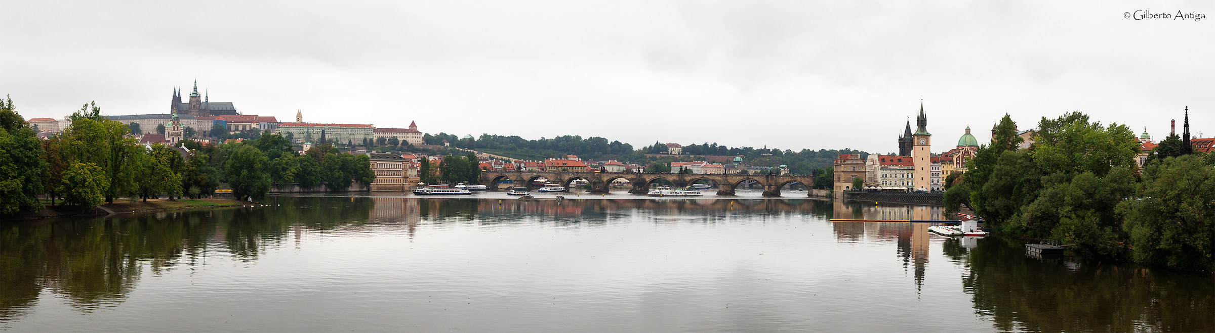Charles Bridge (Charles Bridge)