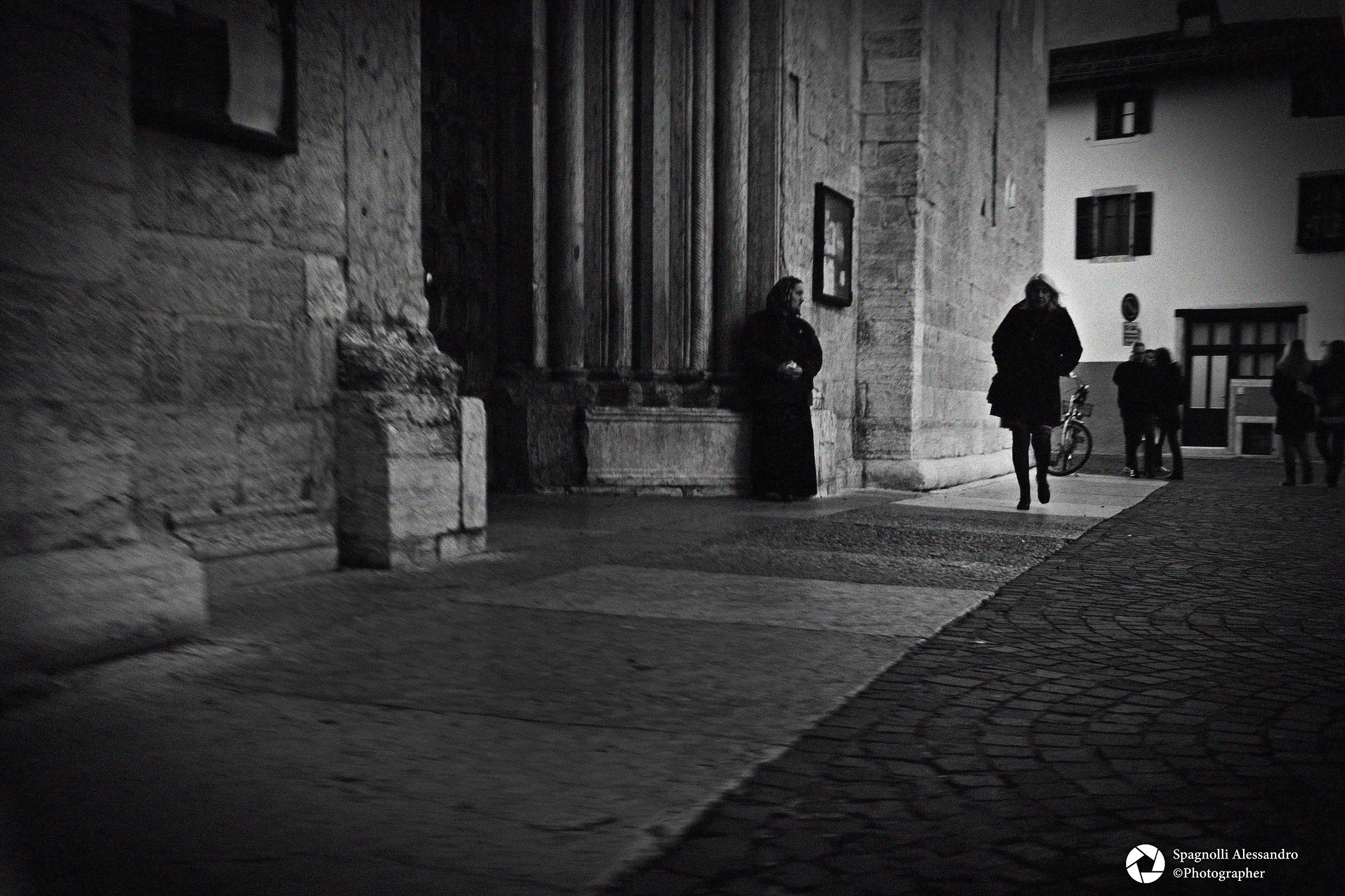 Aspettando l'elemosina