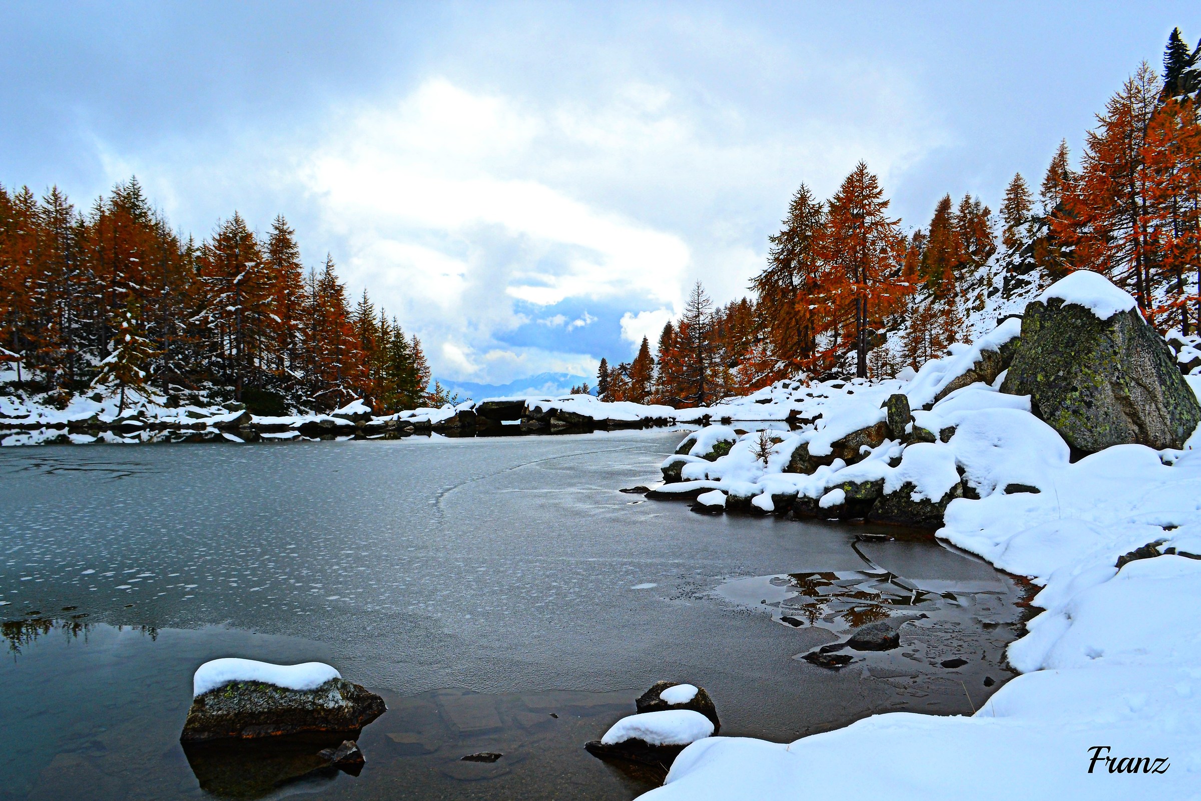 Scattered lake Acqui