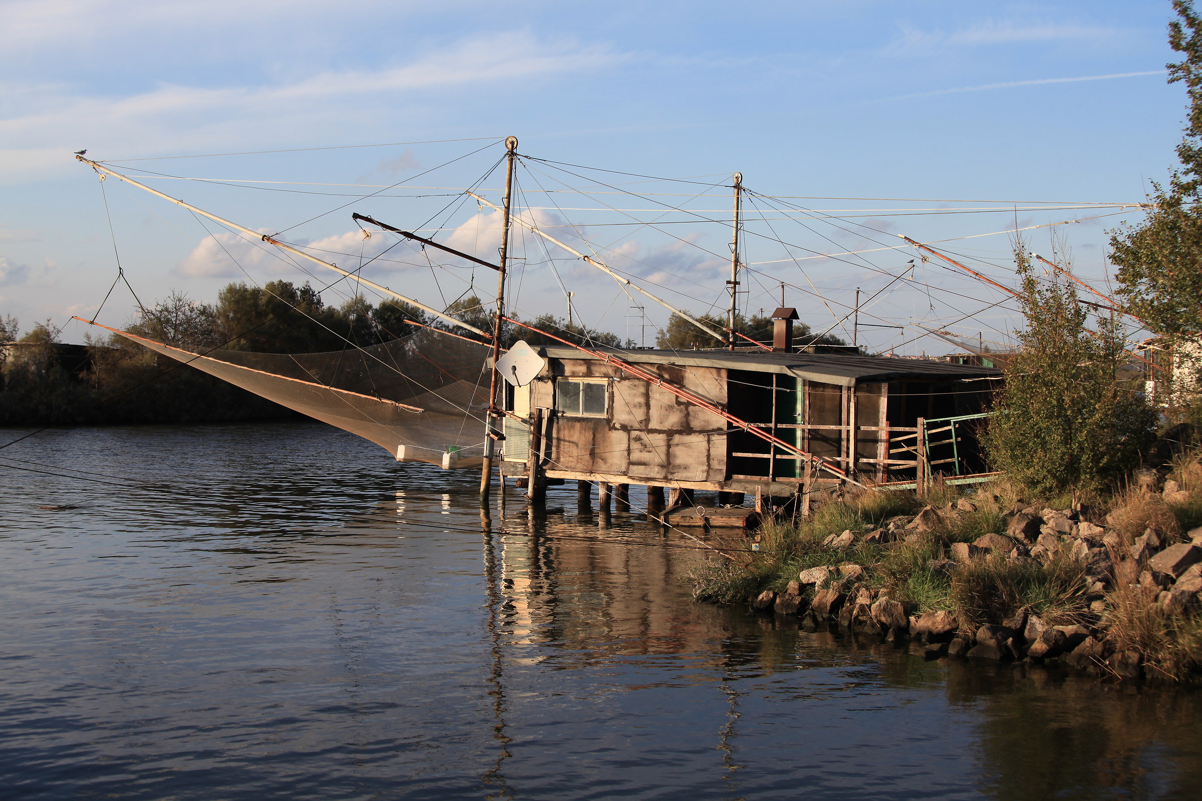 valli di comacchio , capanno da pesca