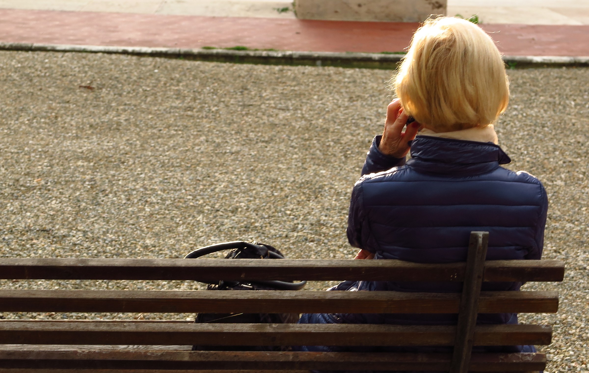 " Il telefono, la tua voce"