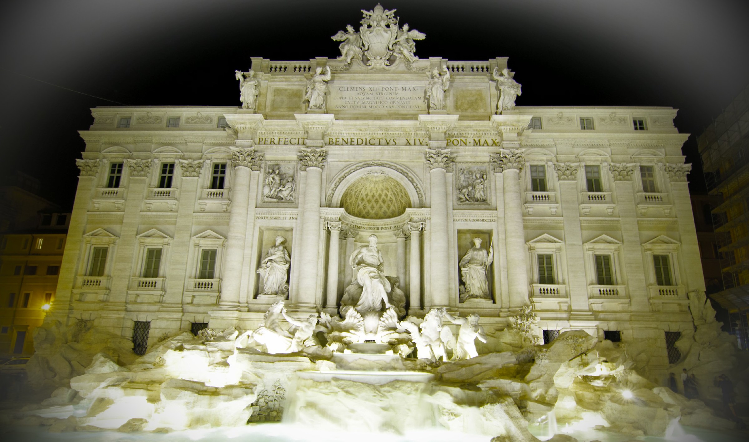 Trevi Fountain restored ...