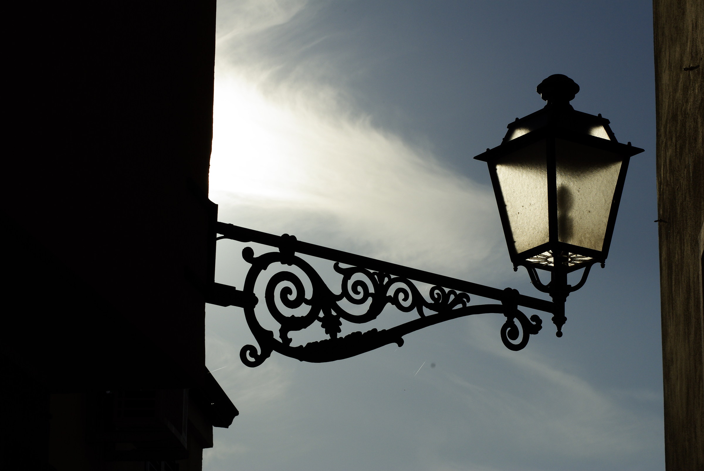 Street lamp backlight