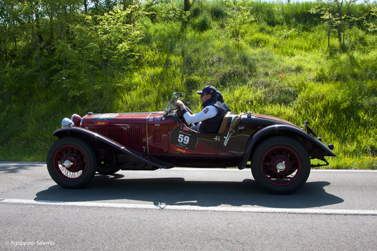Mille Miglia 2012 passaggio a Radicofani - Val D'Orcia