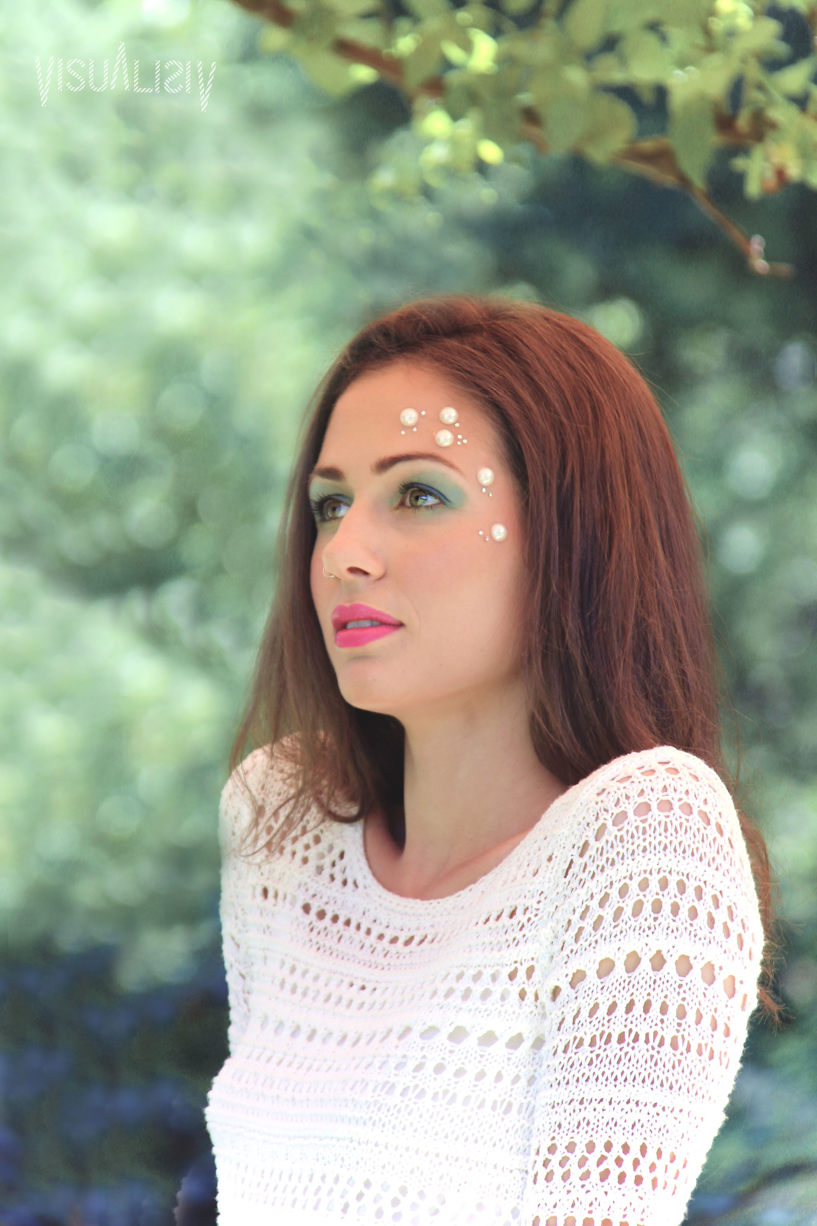 Green Eyes On Green Surfaces