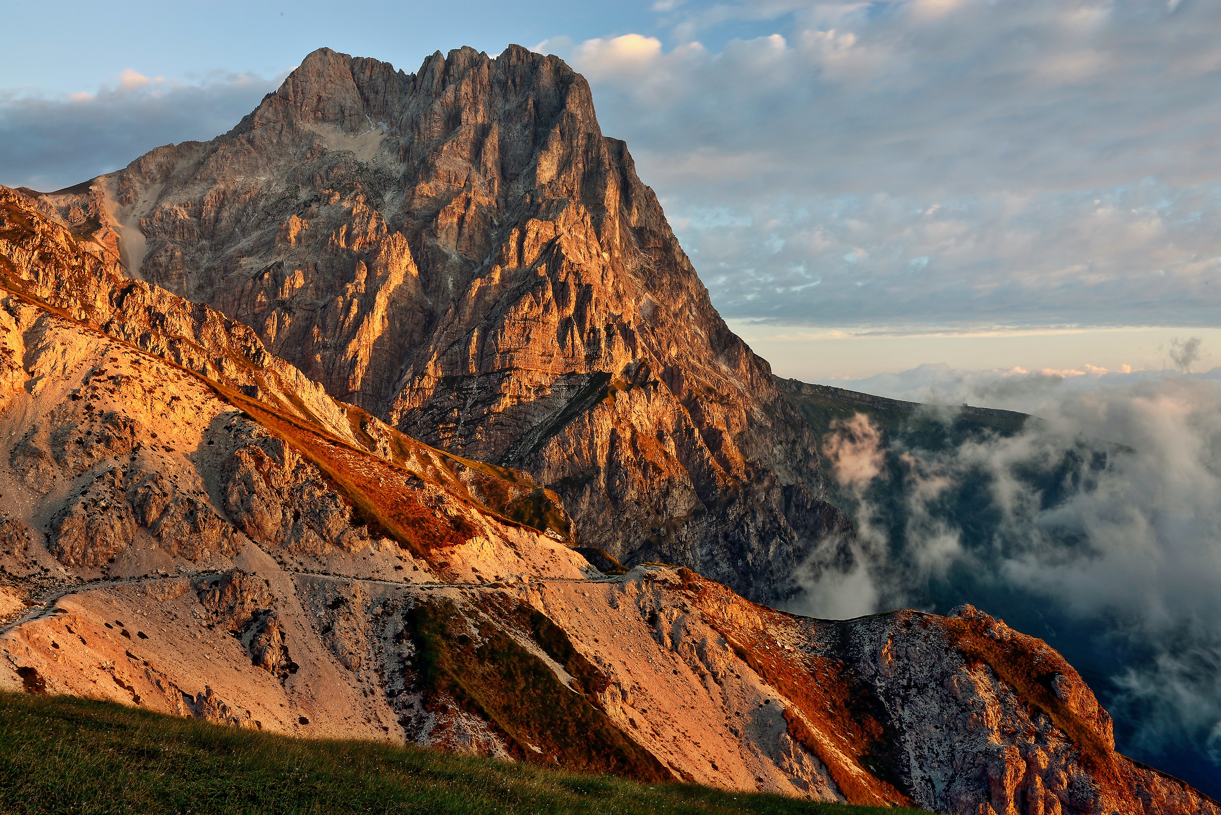 Sunrise on the big horn
