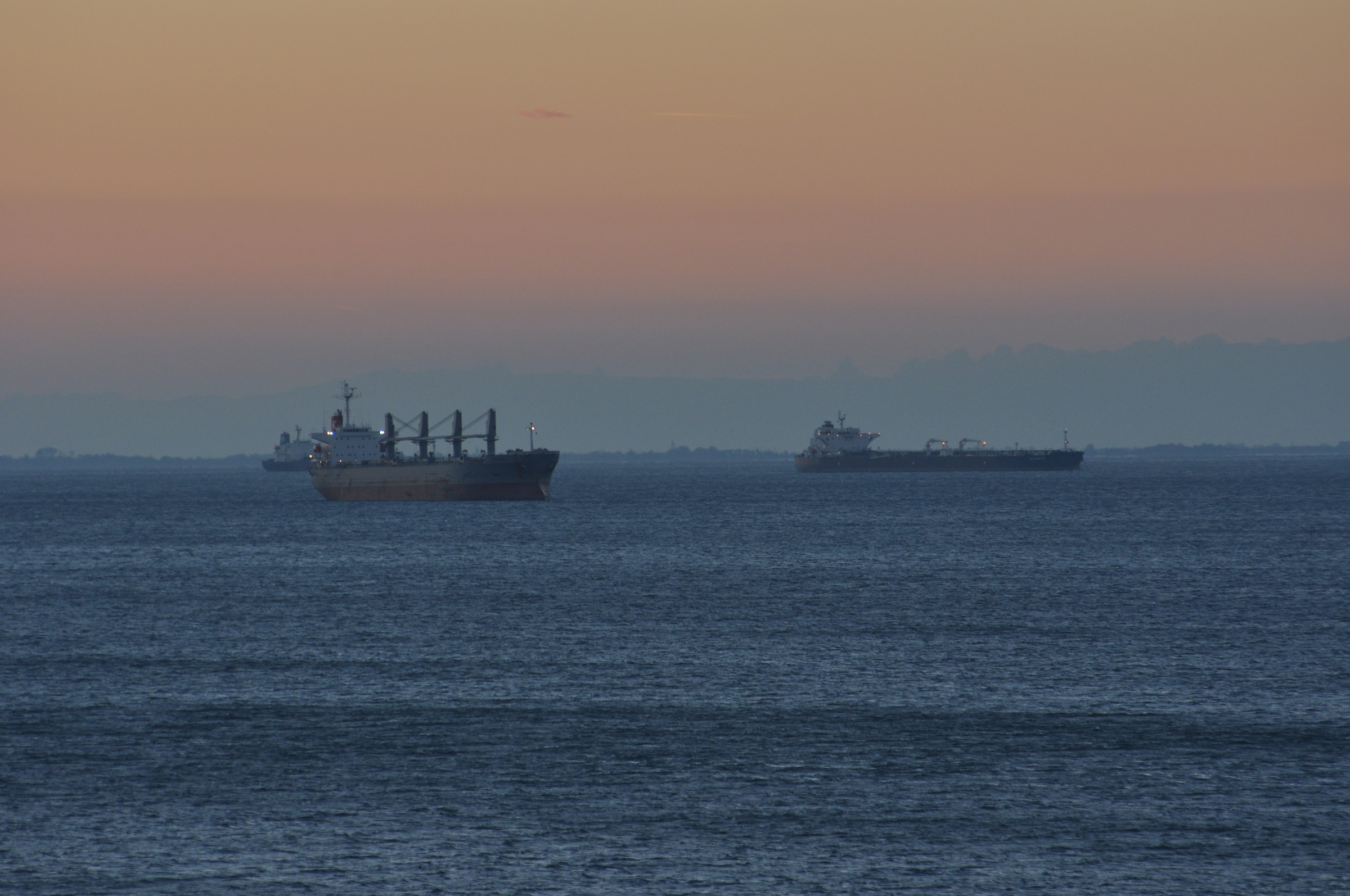 Nikon D90 80-200 2.8 1/250 f5.6 ISO 200