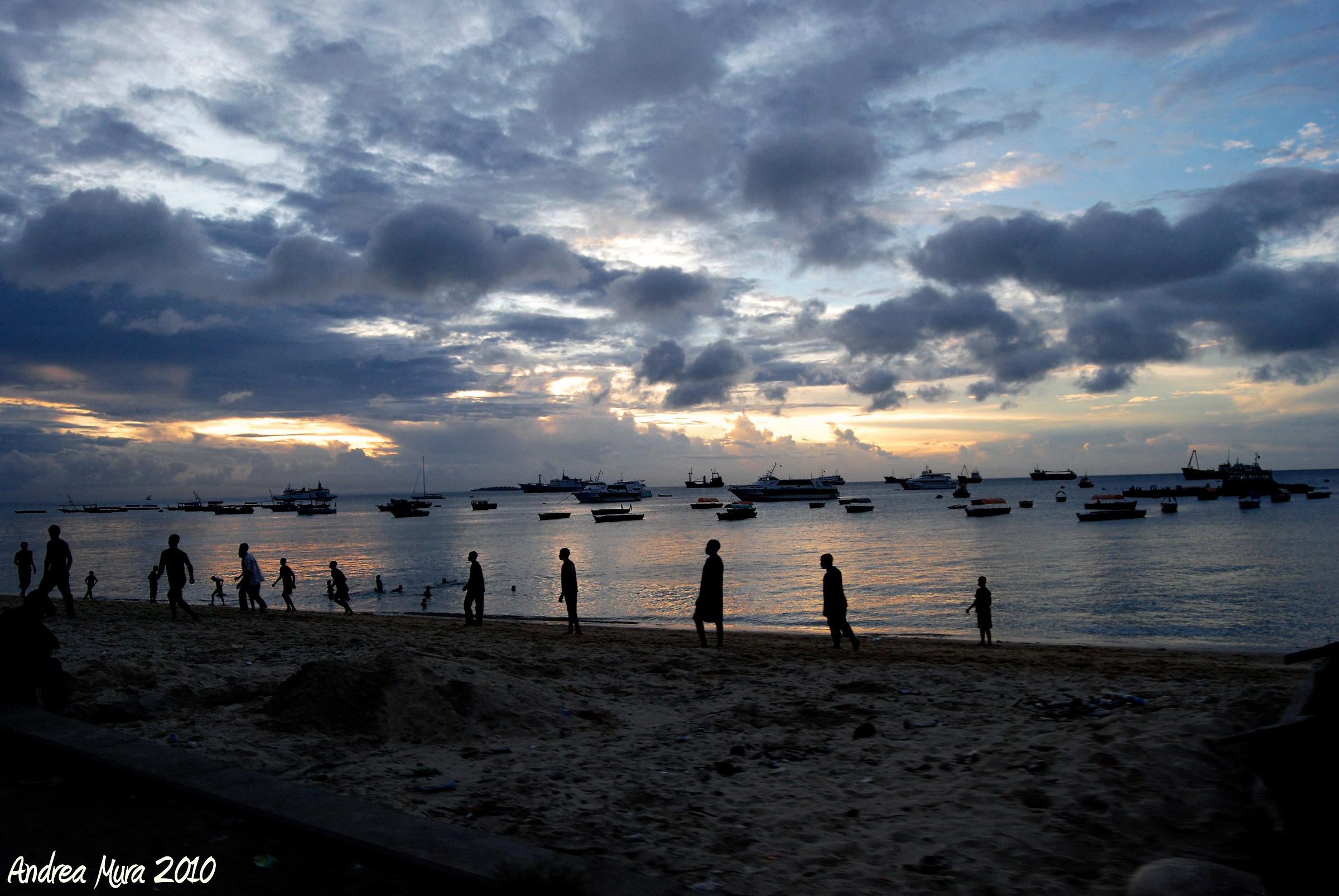 Beach players and supportes