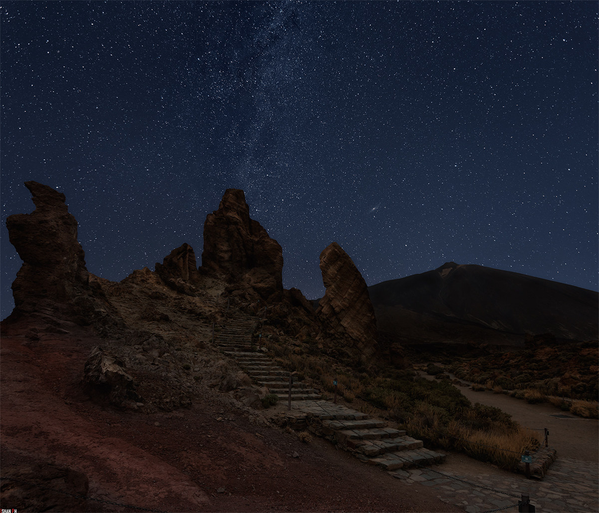 Notte Stellata a Los Roques De Garcia