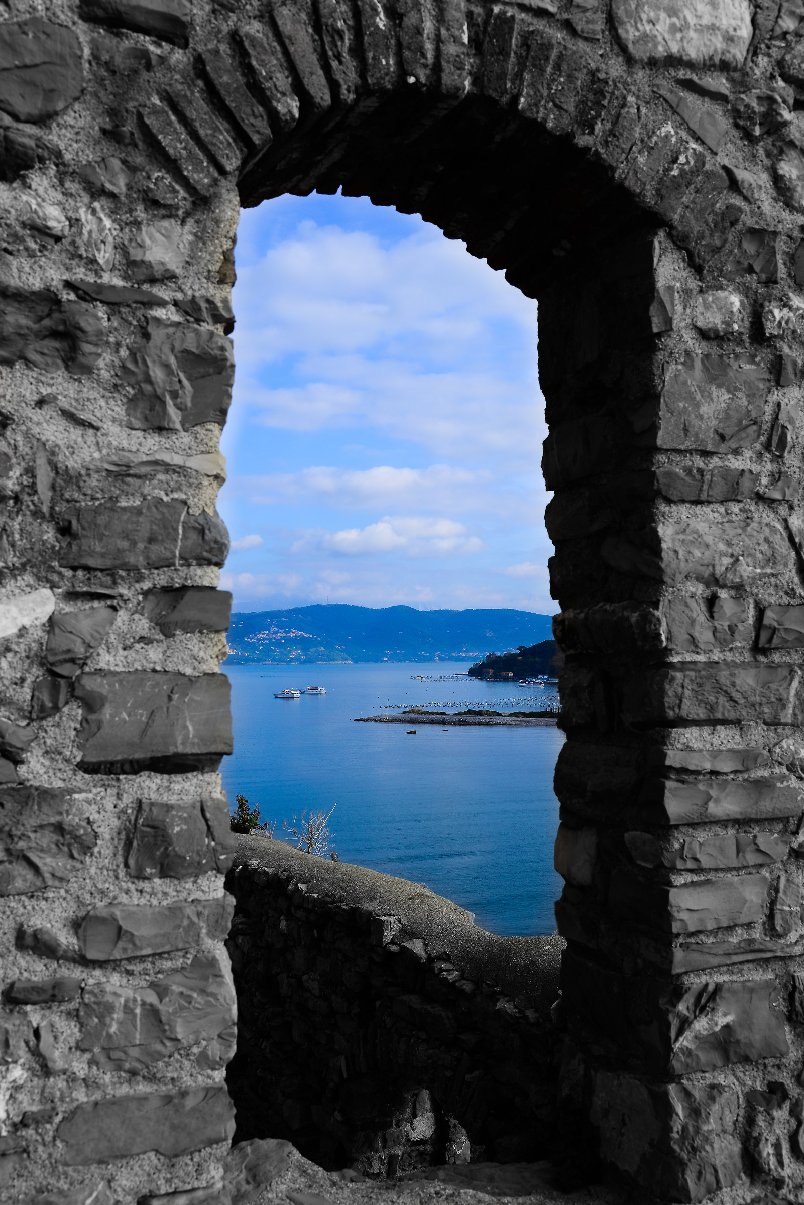 And I look at the world from a porthole ...