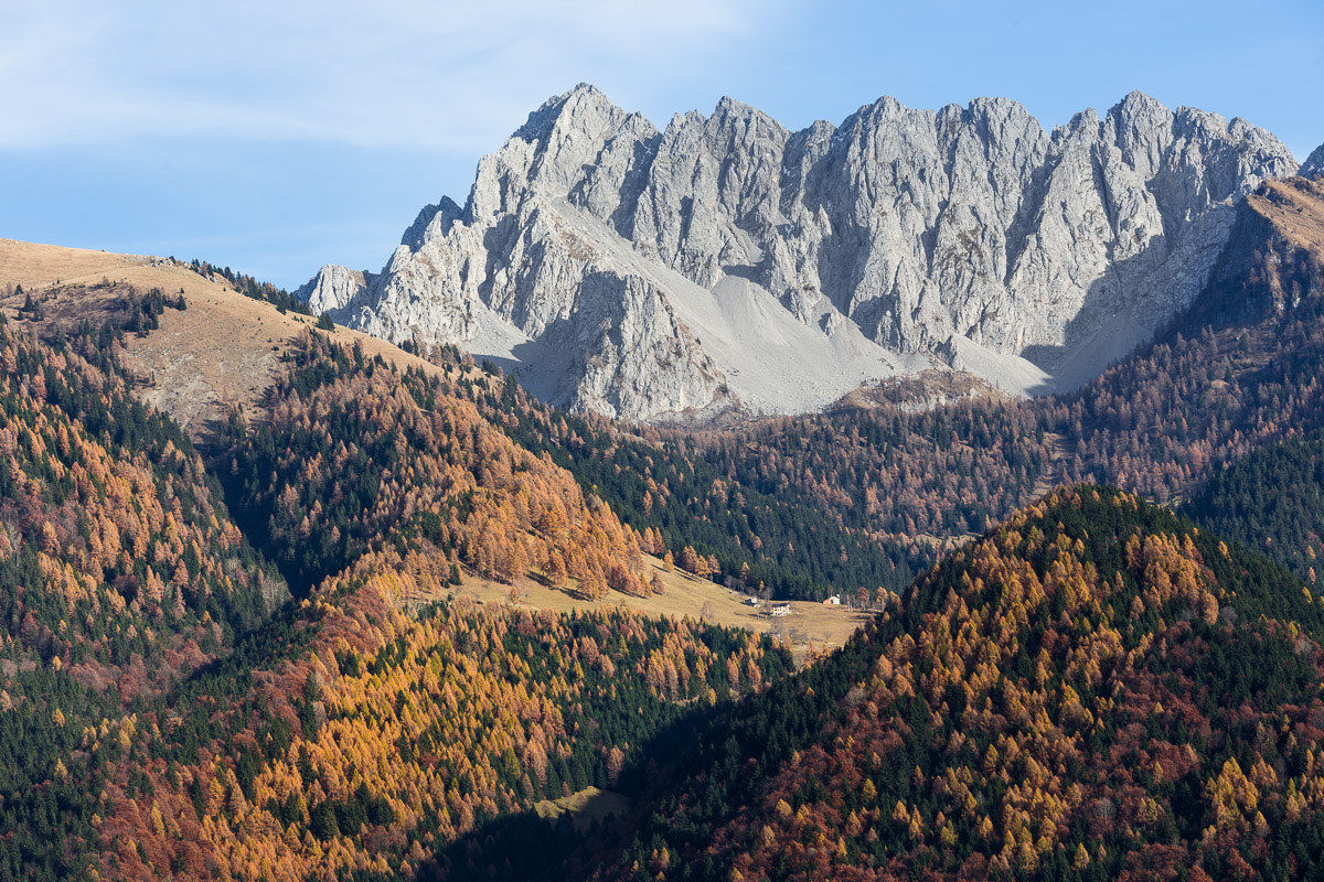 Autumn views on Pizzo Camino ...