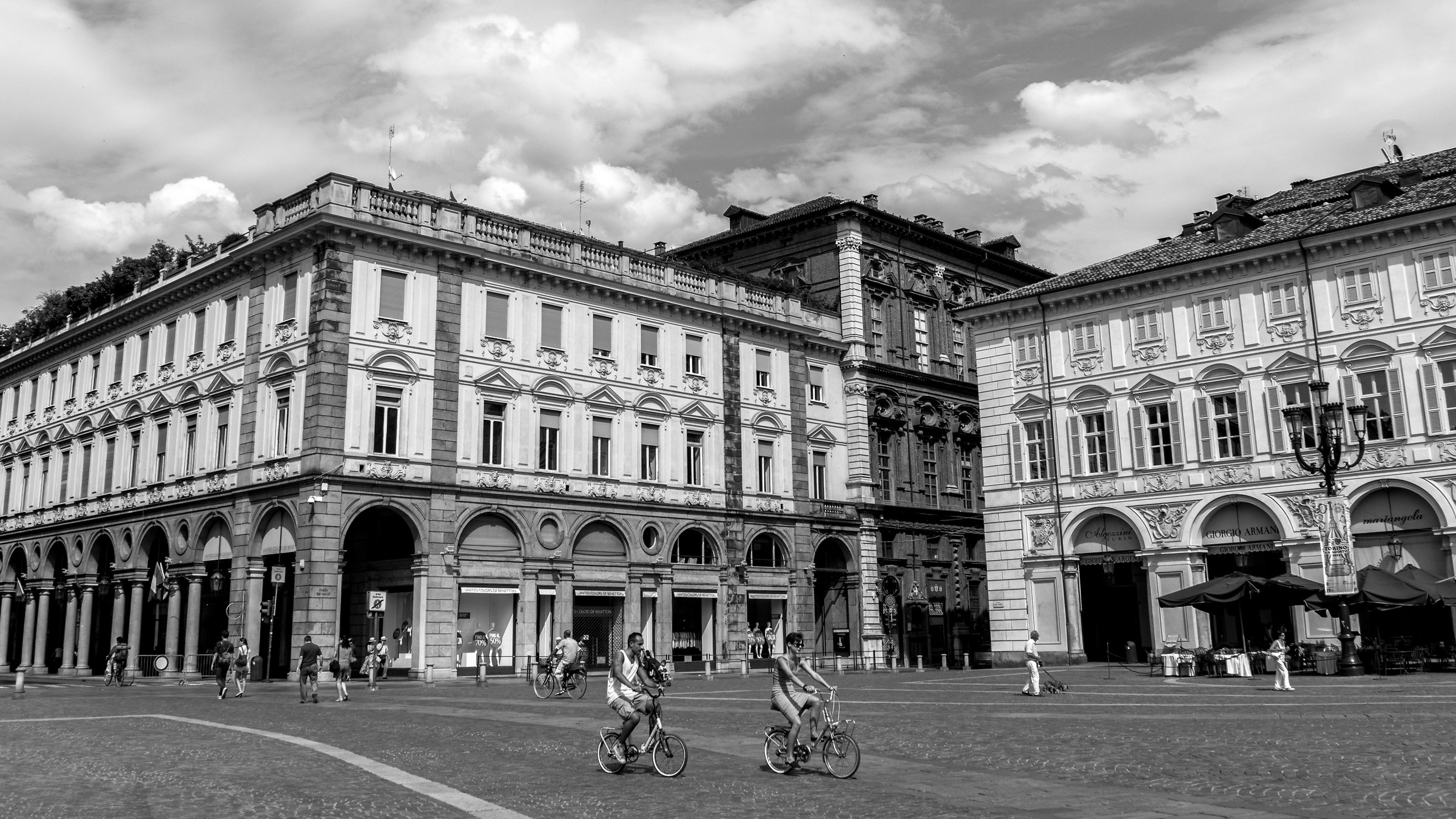 Torino Monocrome 06