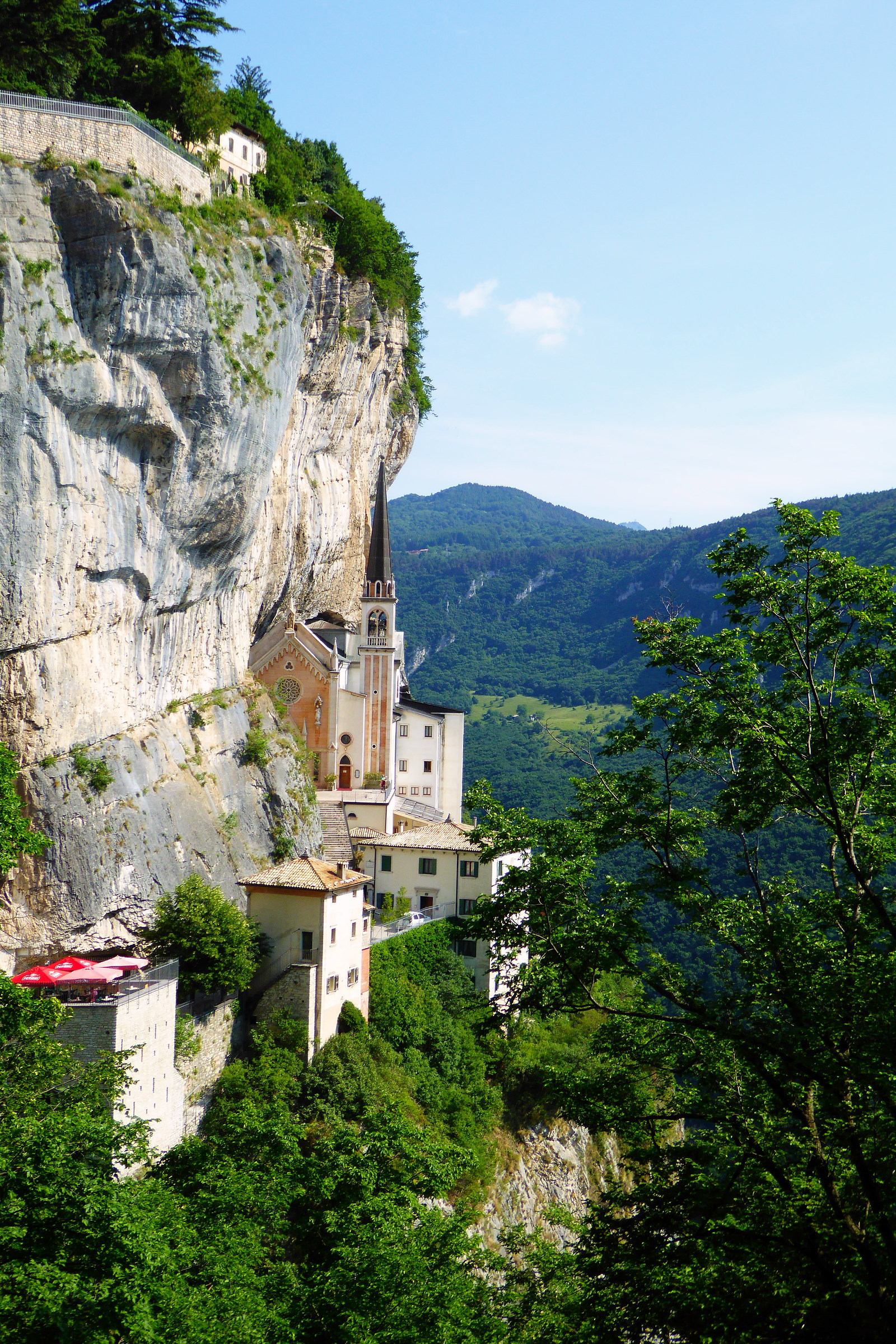Madonna della corona
