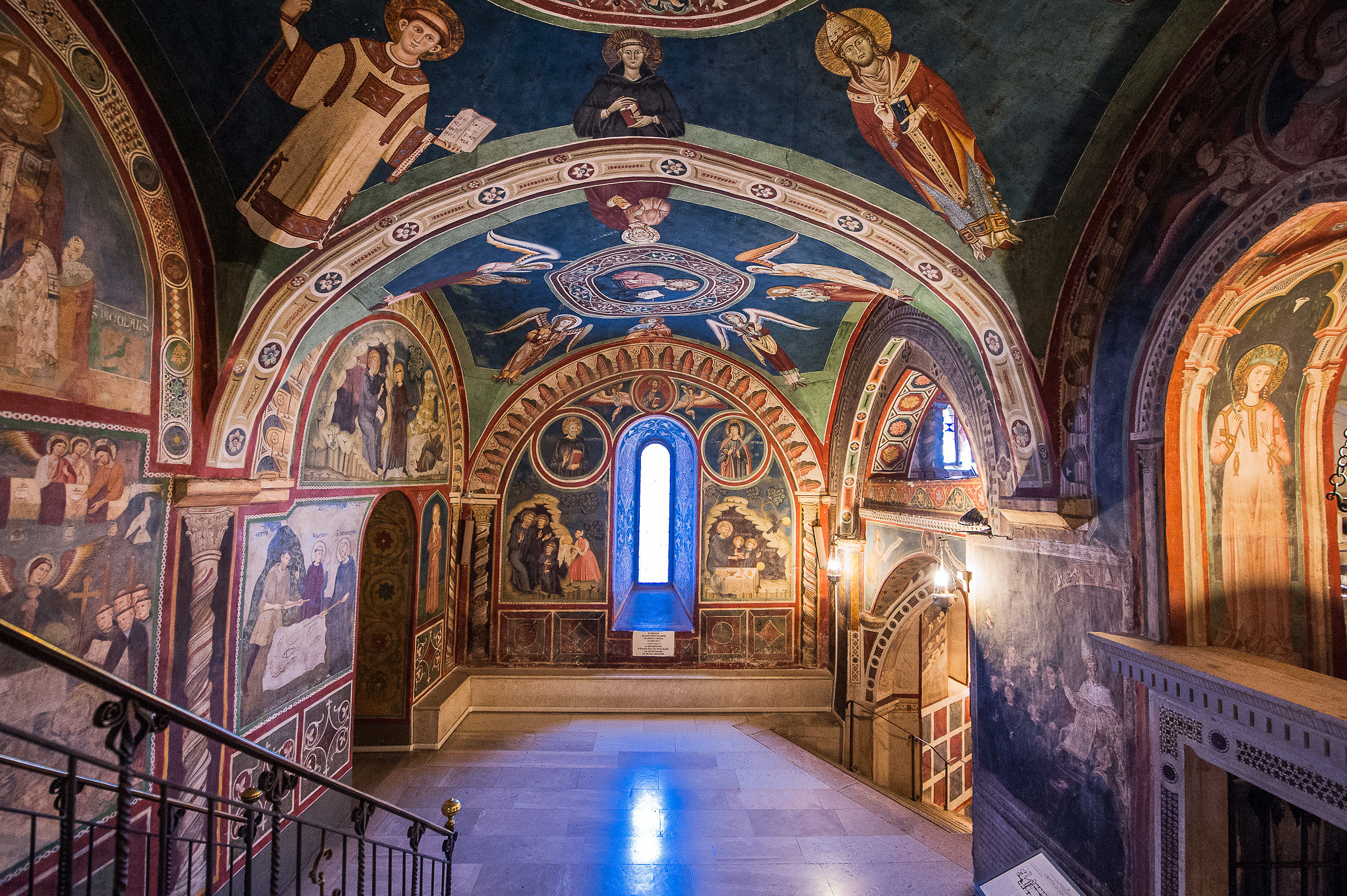 Subiaco (Rm)-Affreschi interno Monast. S.Benedetto