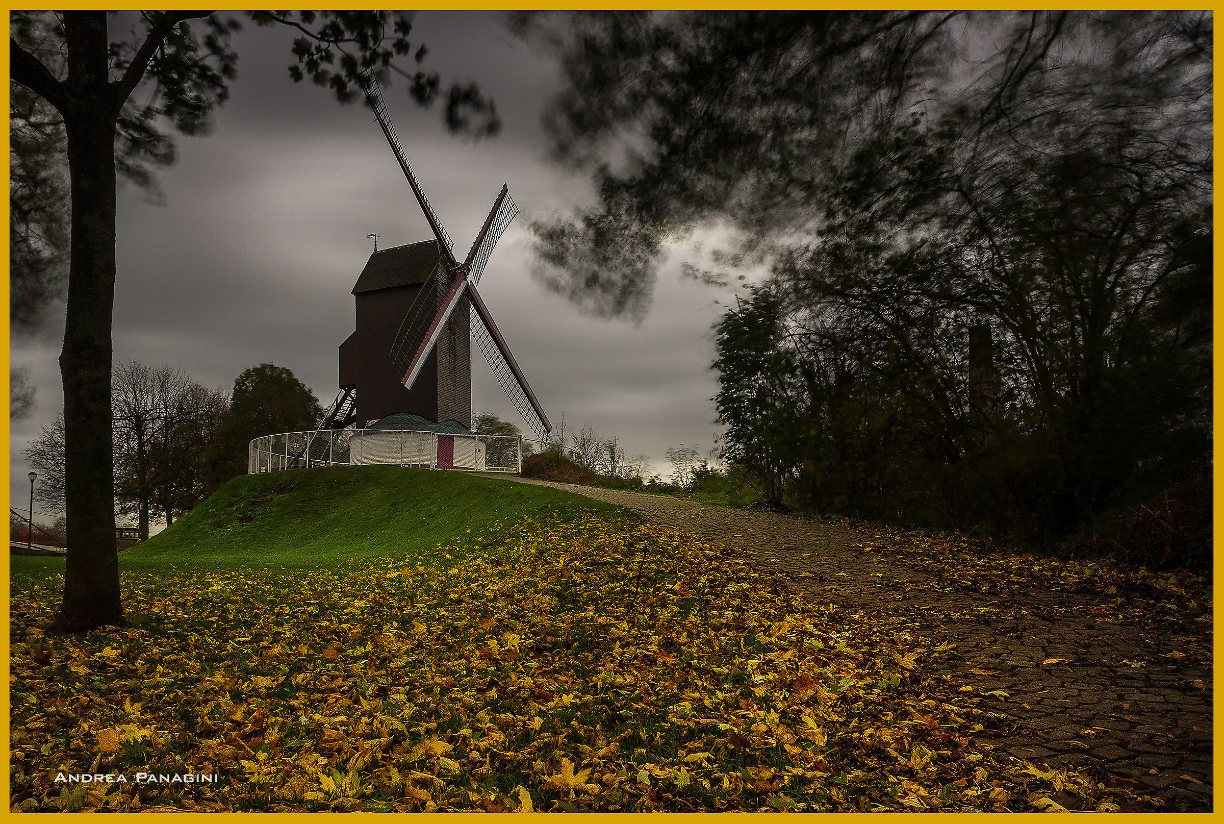 The mill and the wind